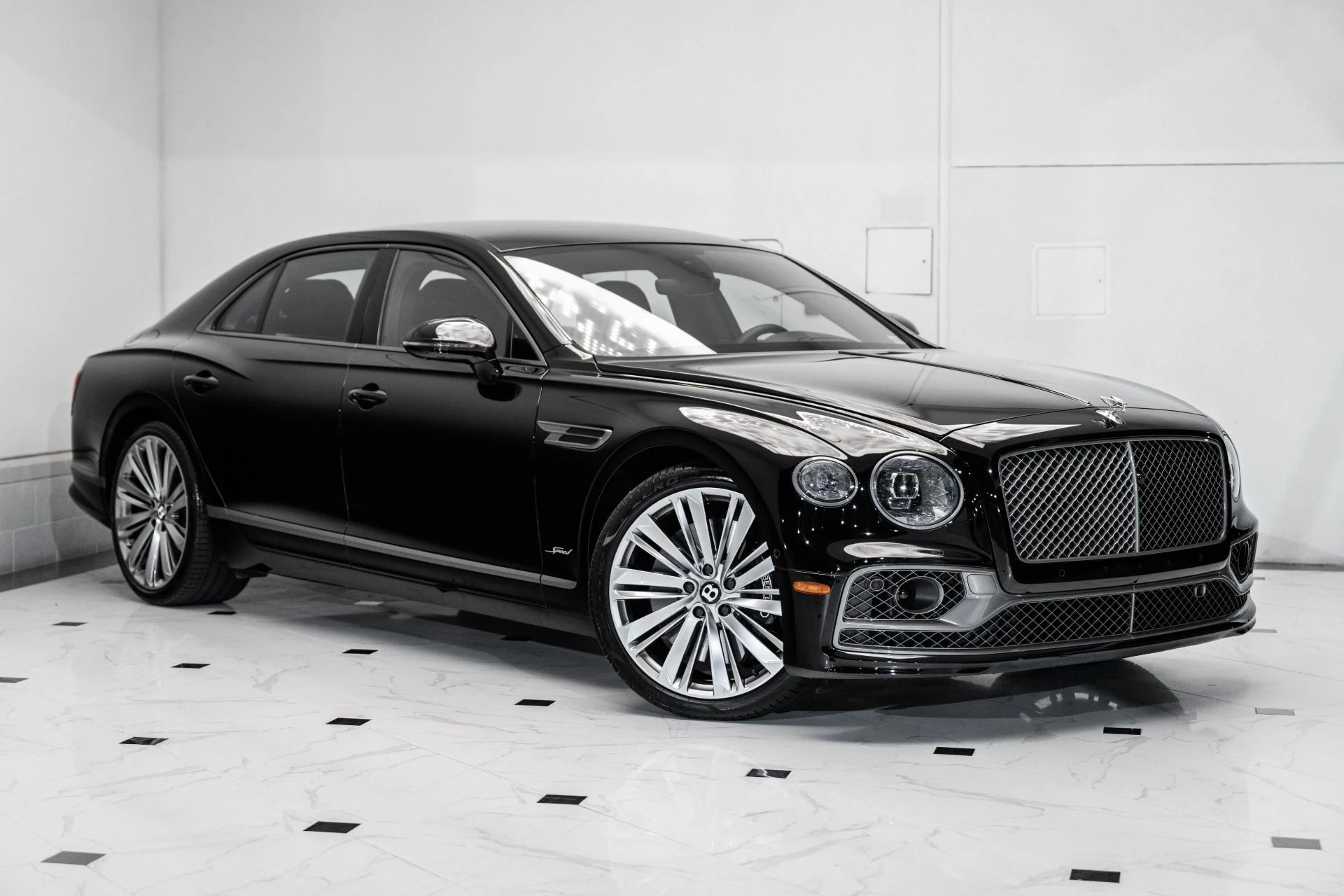 mph000_3783158183_Used_2024_Bentley_Flying_Spur_Speed_1756911756_261bc0b3fe