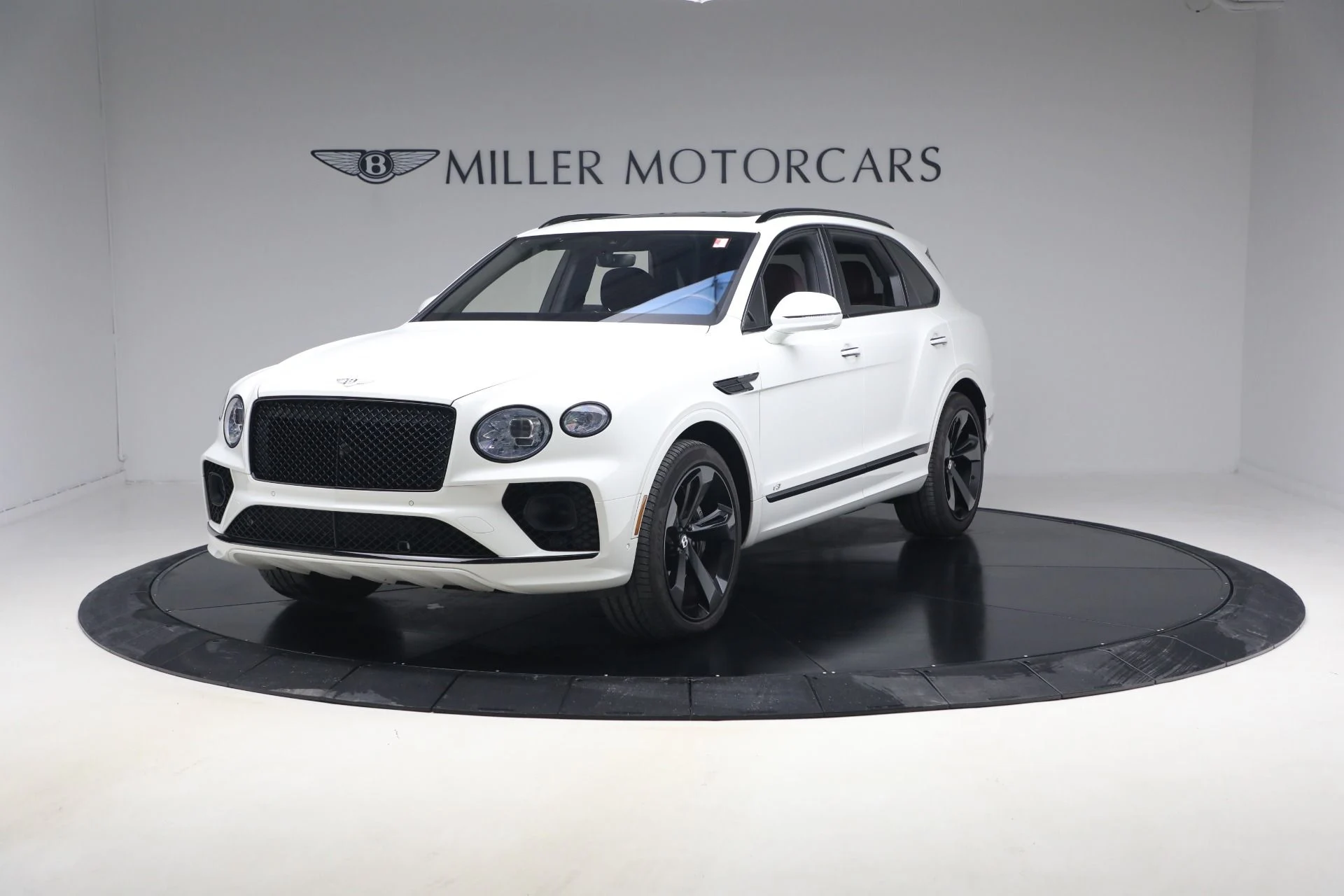 mph000_3806932711_Used_2021_Bentley_Bentayga_V8_1770336382_918ae57386