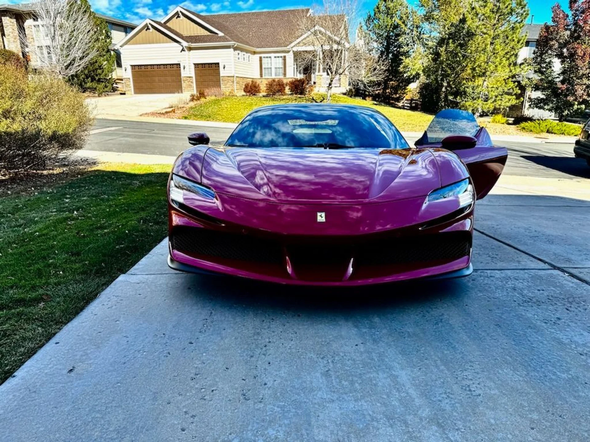 mph000_381204761_Used_2022_Ferrari_SF_90_Stradale_1762557031_a97a205774