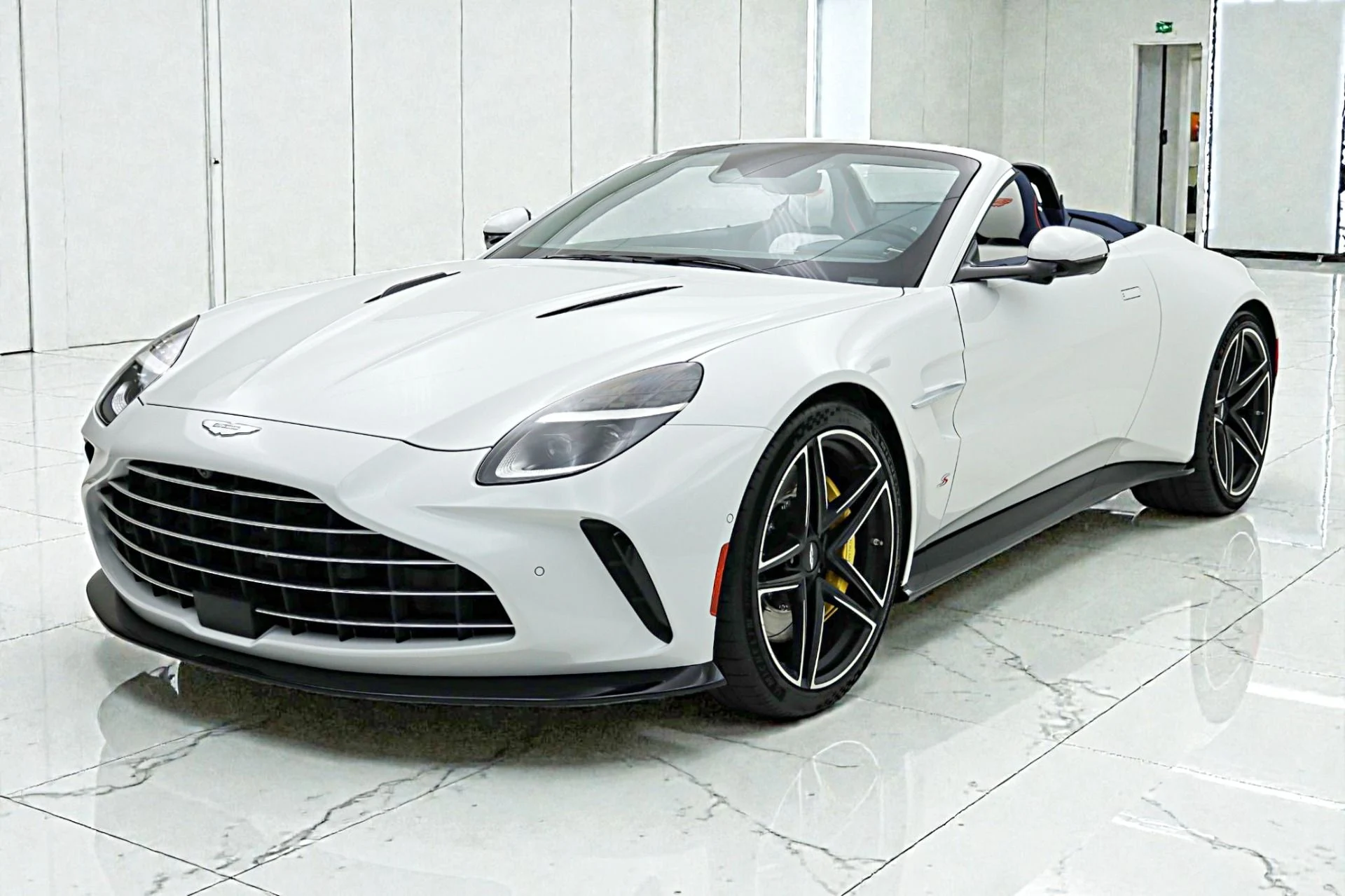 mph000_3813907558_New_2026_Aston_Martin_Vantage_S_af75082d43