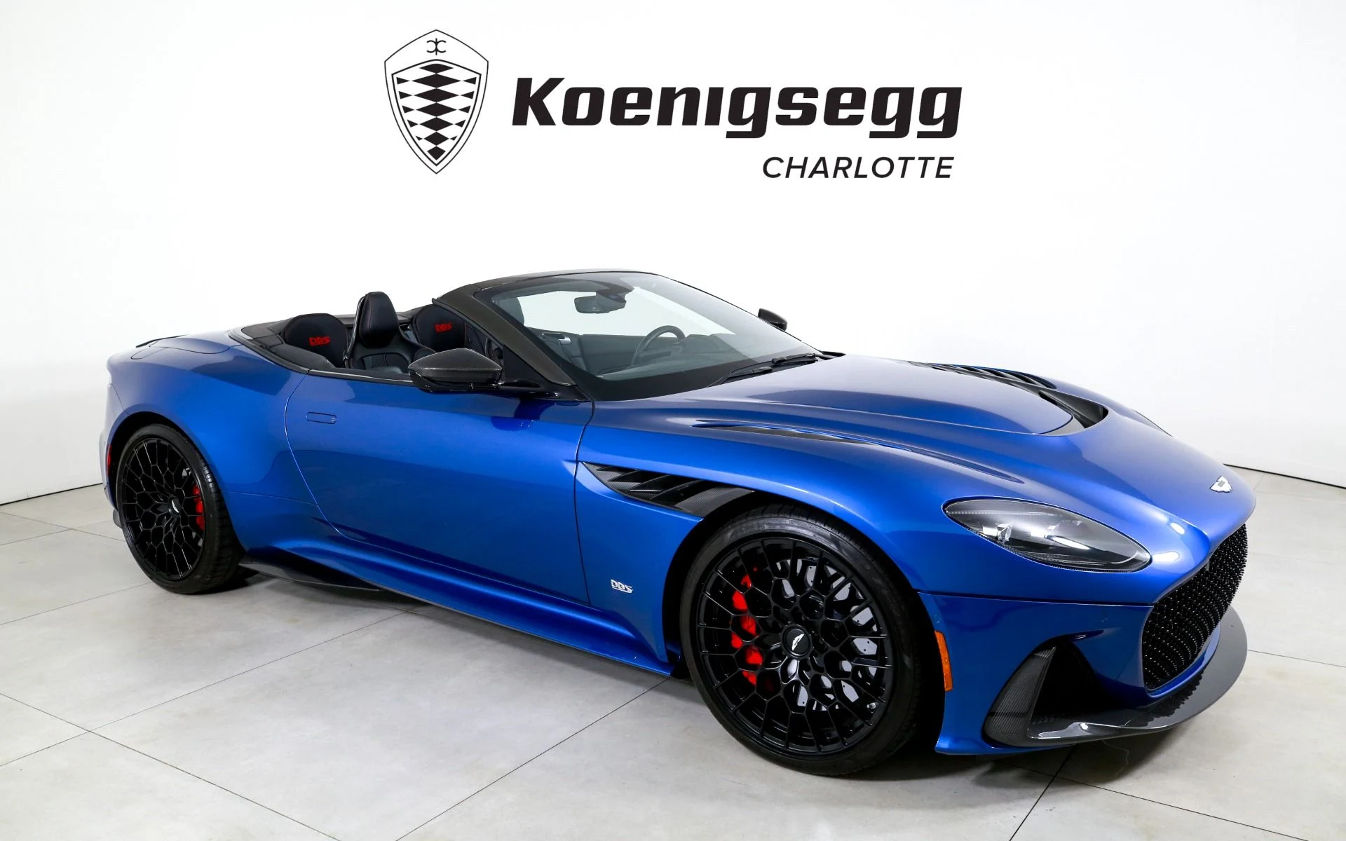 mph000_3831597428_Used_2023_Aston_Martin_DBS_Ultimate_1761053830_da52933a66