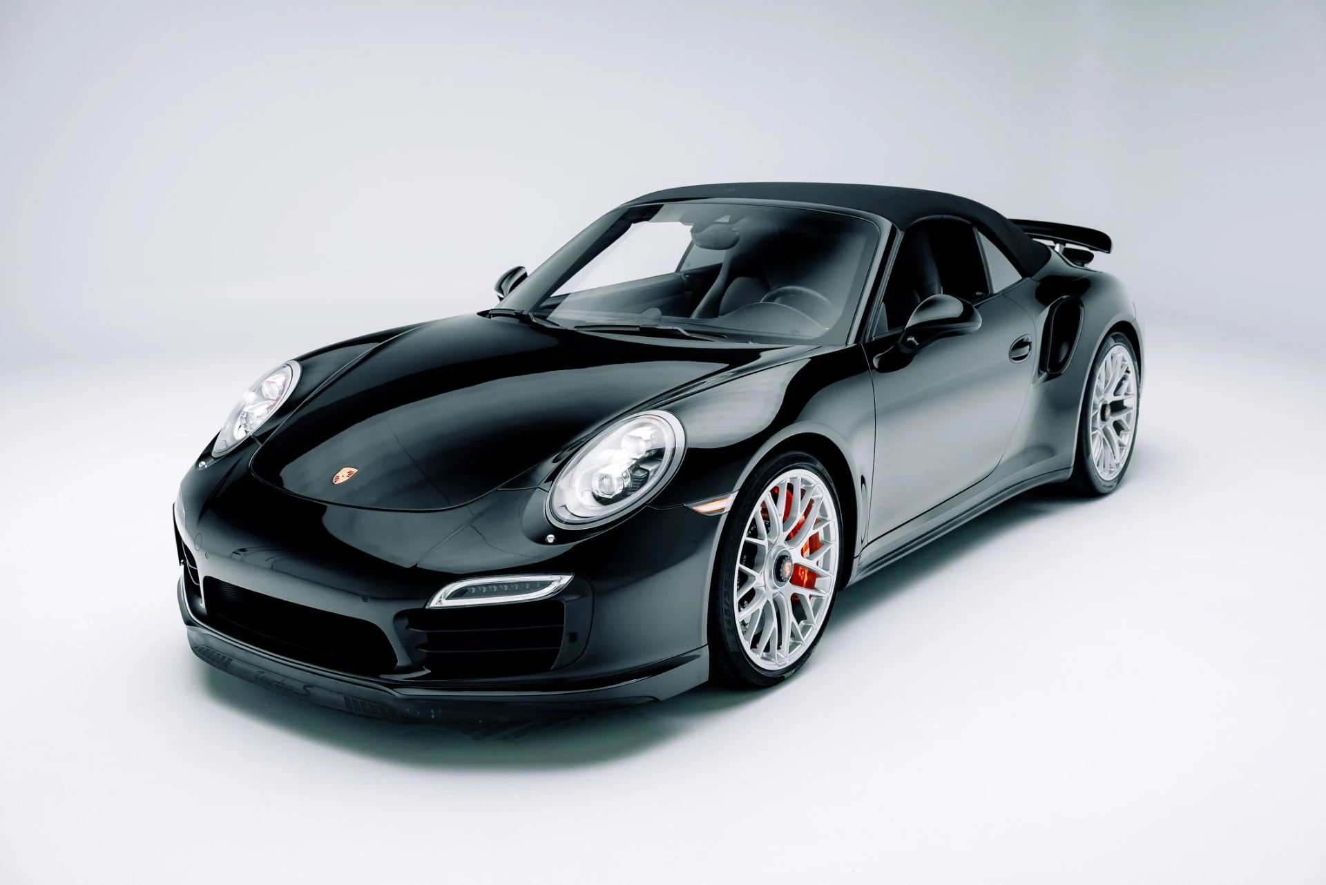 mph000_3842037690_Used_2014_Porsche_911_Turbo_S_1764615174_5fc5c8a640