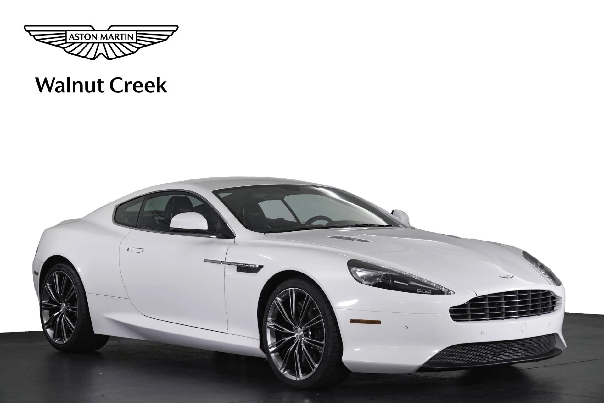 mph000_384317238_Used_2015_Aston_Martin_DB_9_1781892981_80bffe2e8f