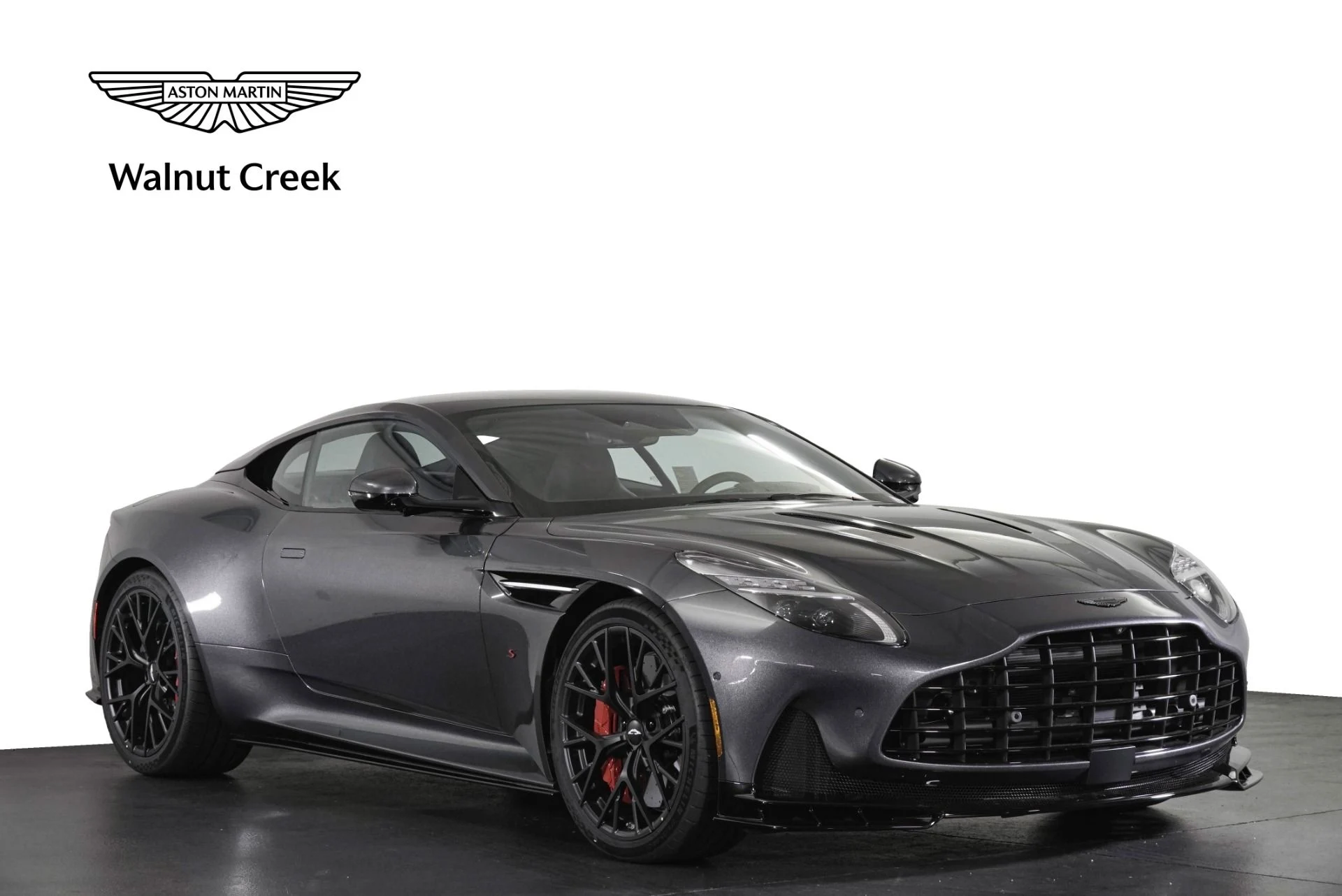mph000_3857899230_New_2026_Aston_Martin_DB_12_1789055104_bc13ef4bb3