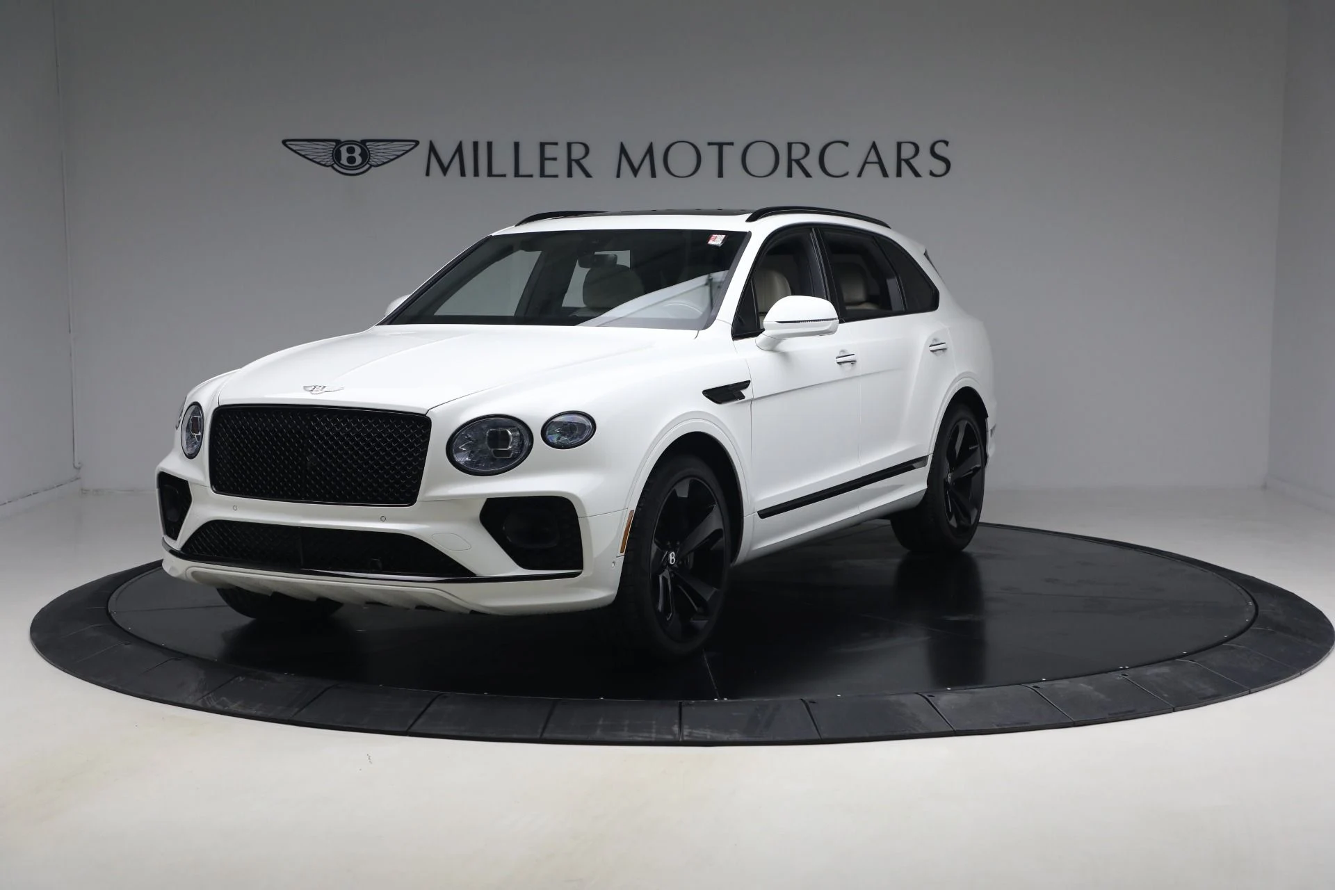 mph000_3866710720_Used_2023_Bentley_Bentayga_V8_1770079262_a15ef42751