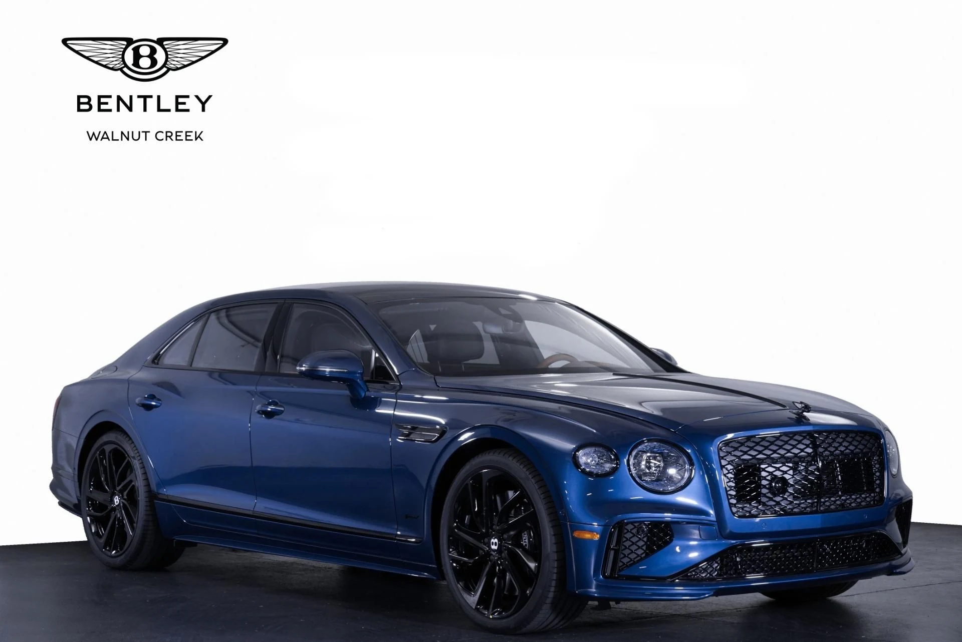 mph000_391852750_New_2025_Bentley_Flying_Spur_Speed_1768459334_acf630ab69