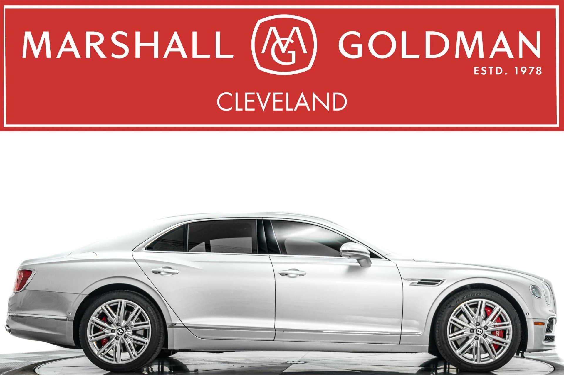 mph000_3919655680_Used_2022_Bentley_Flying_Spur_V8_Great_Colors_Engine_Turned_Veneers_Mulliner_Package_1773426233_e325e1c1e2