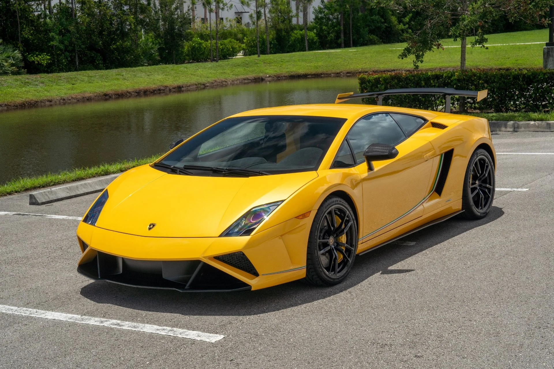 mph000_3944090278_Used_2014_Lamborghini_Gallardo_LP_570_4_Squadra_Corse_1755030125_48bfdbb0f9