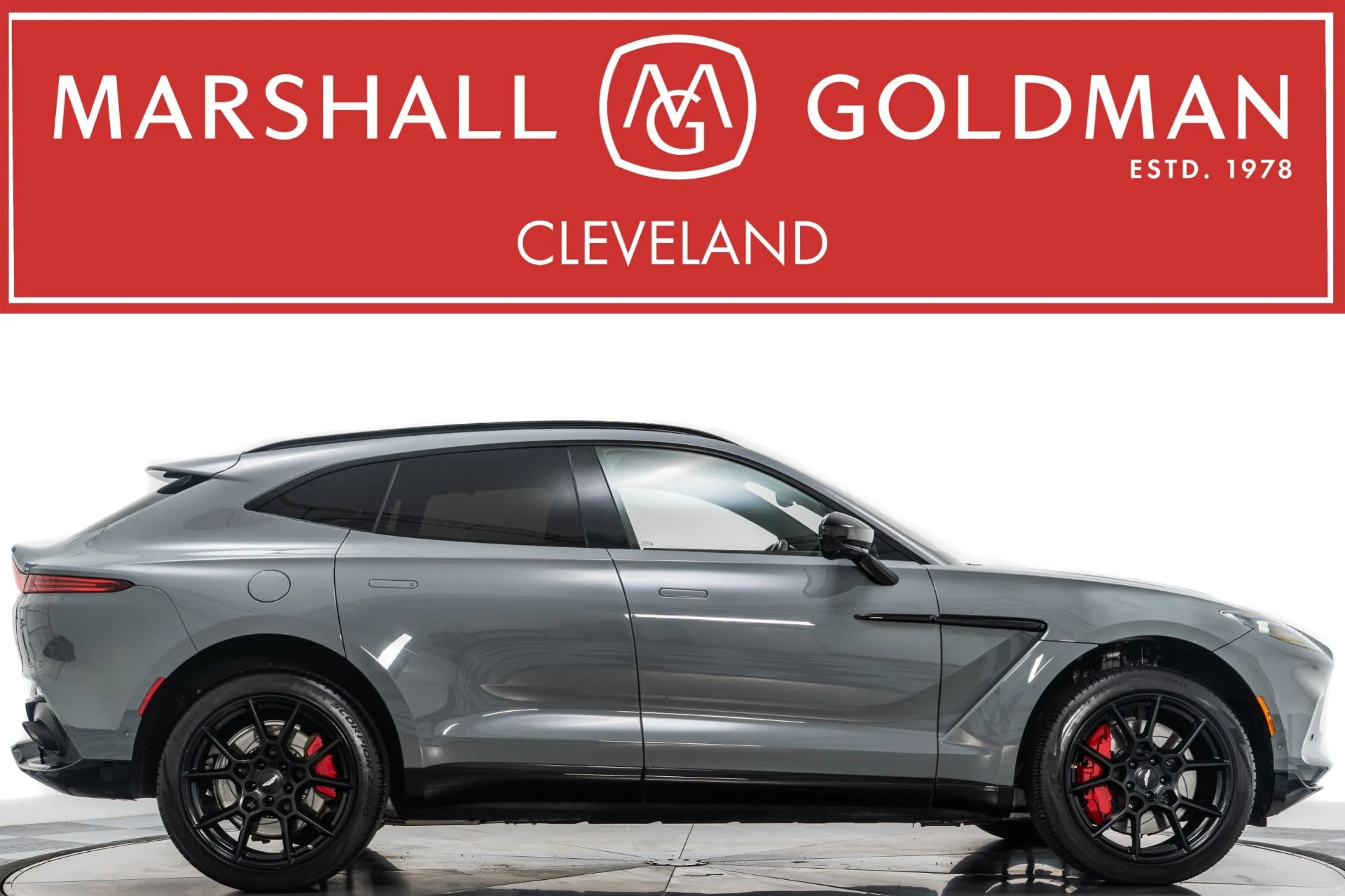 mph000_3952610693_Used_2022_Aston_Martin_DBX_1755547970_ce123c0f16