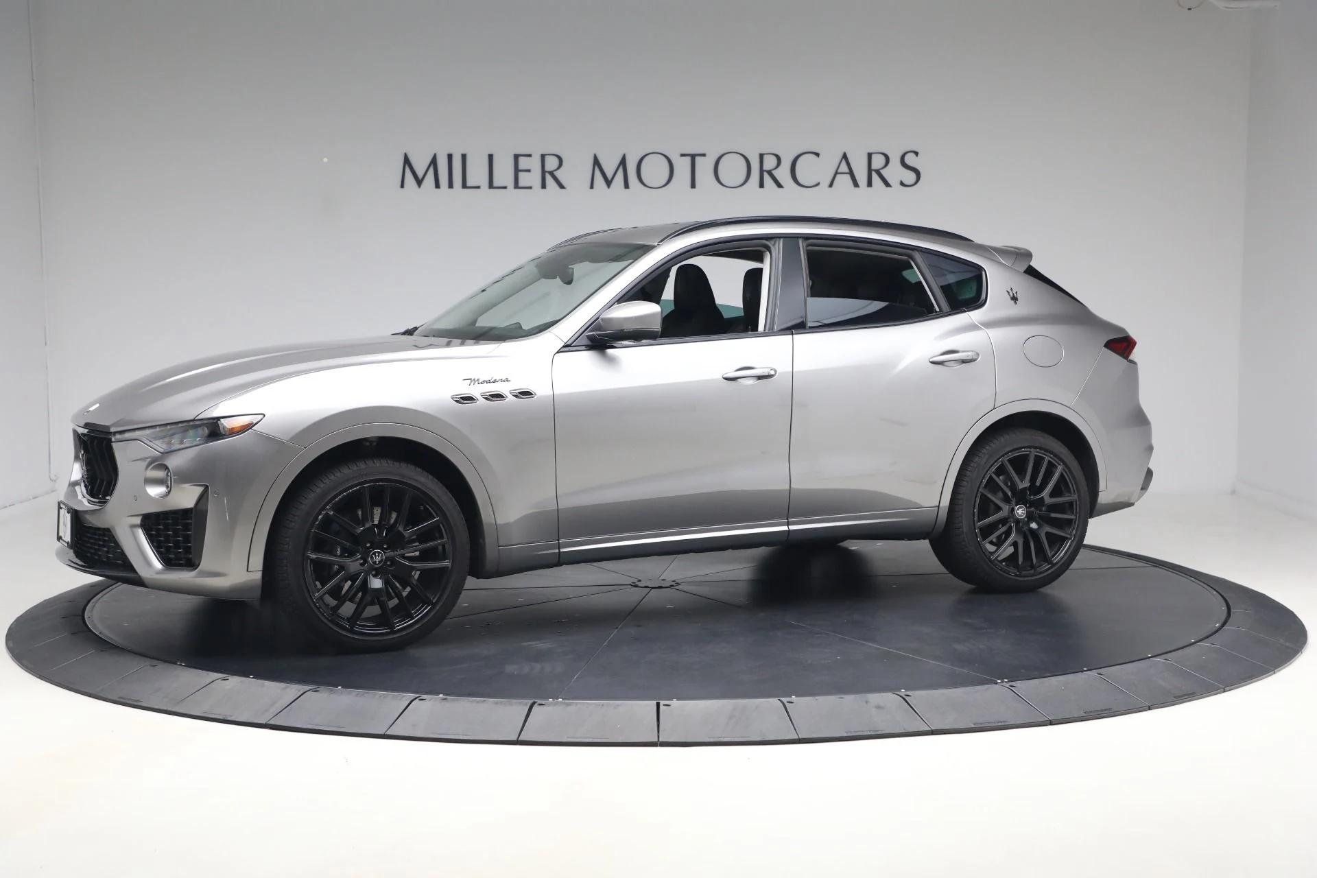 mph000_3966053272_Used_2022_Maserati_Levante_Modena_1777580970_f7d8da22aa