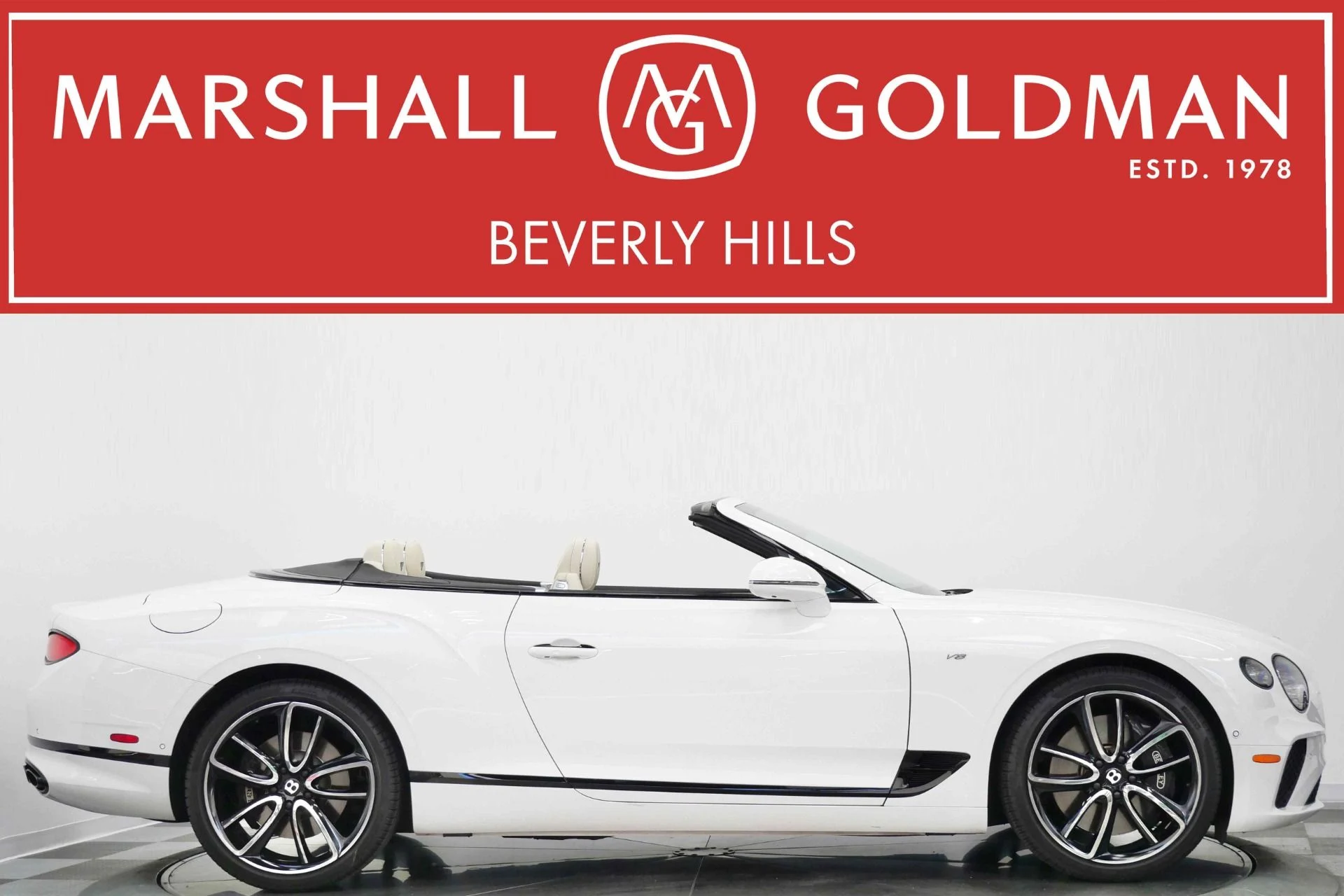 mph000_3989050376_Used_2022_Bentley_Continental_GTC_V8_Mulliner_Specification_Front_Seat_Comfort_Specification_1775574655_5b8bbb7bfc