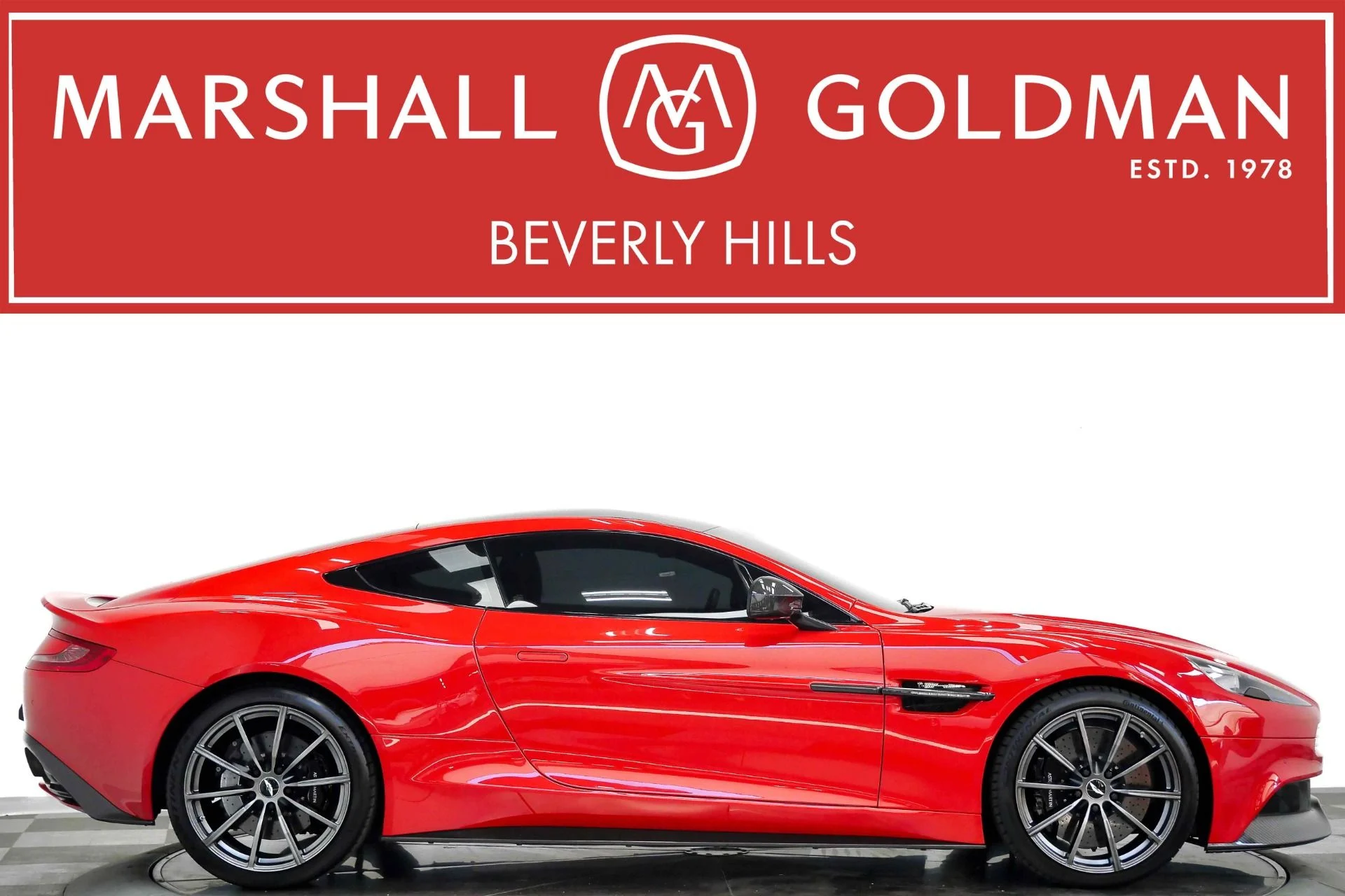 mph000_400619859_Used_2014_Aston_Martin_Vanquish_AML_Color_V12_Power_Awesome_Sound_1781289634_3073cf02be