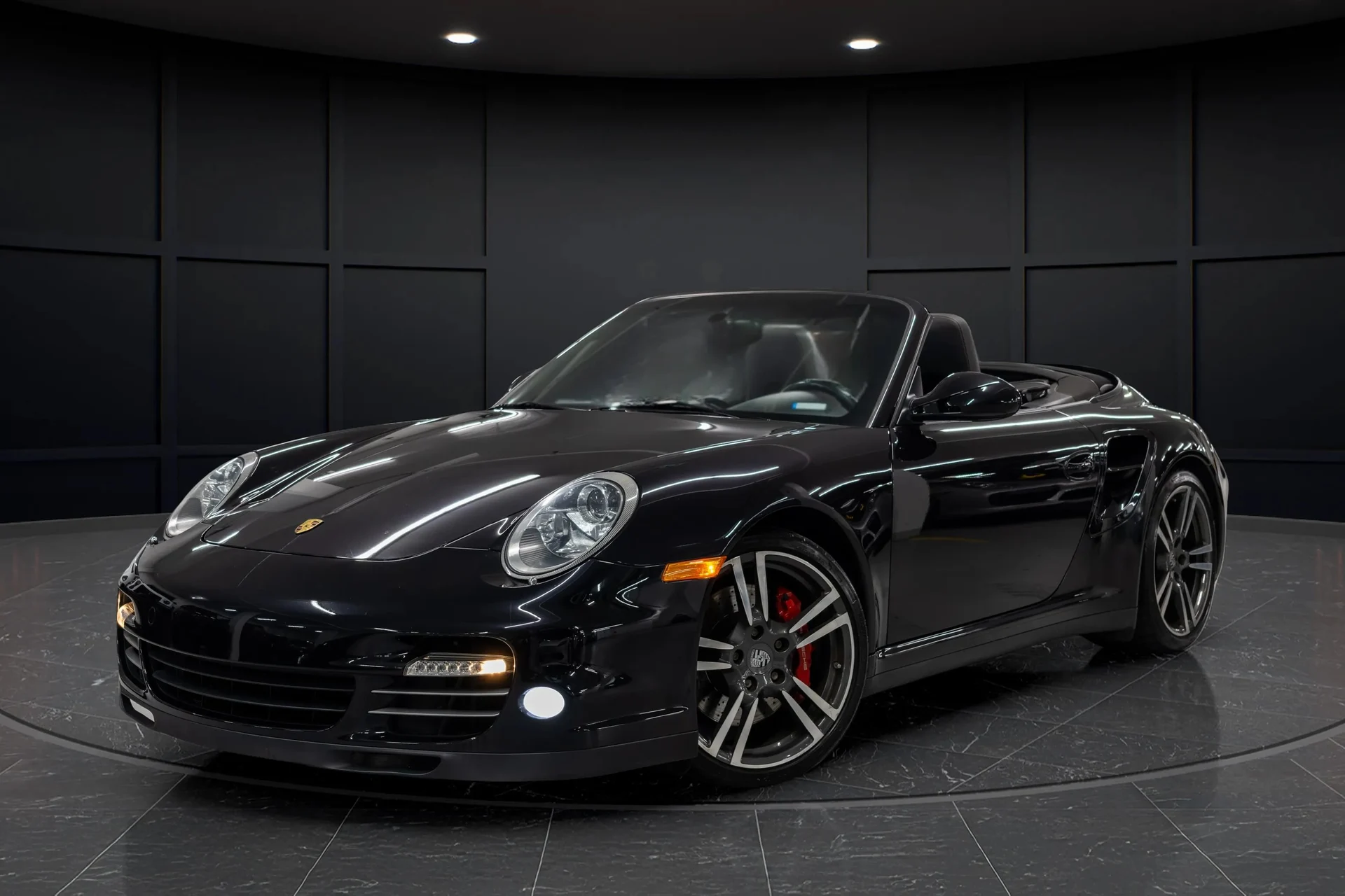 mph000_401070829_28d71eeb_c66b_4028_8410_e125e7ac34e2_201120_Porsche2091120_Turbo20_Cabriolet2028_WP_0_CD_2_A90_BS_77372929_1_9433bdc264