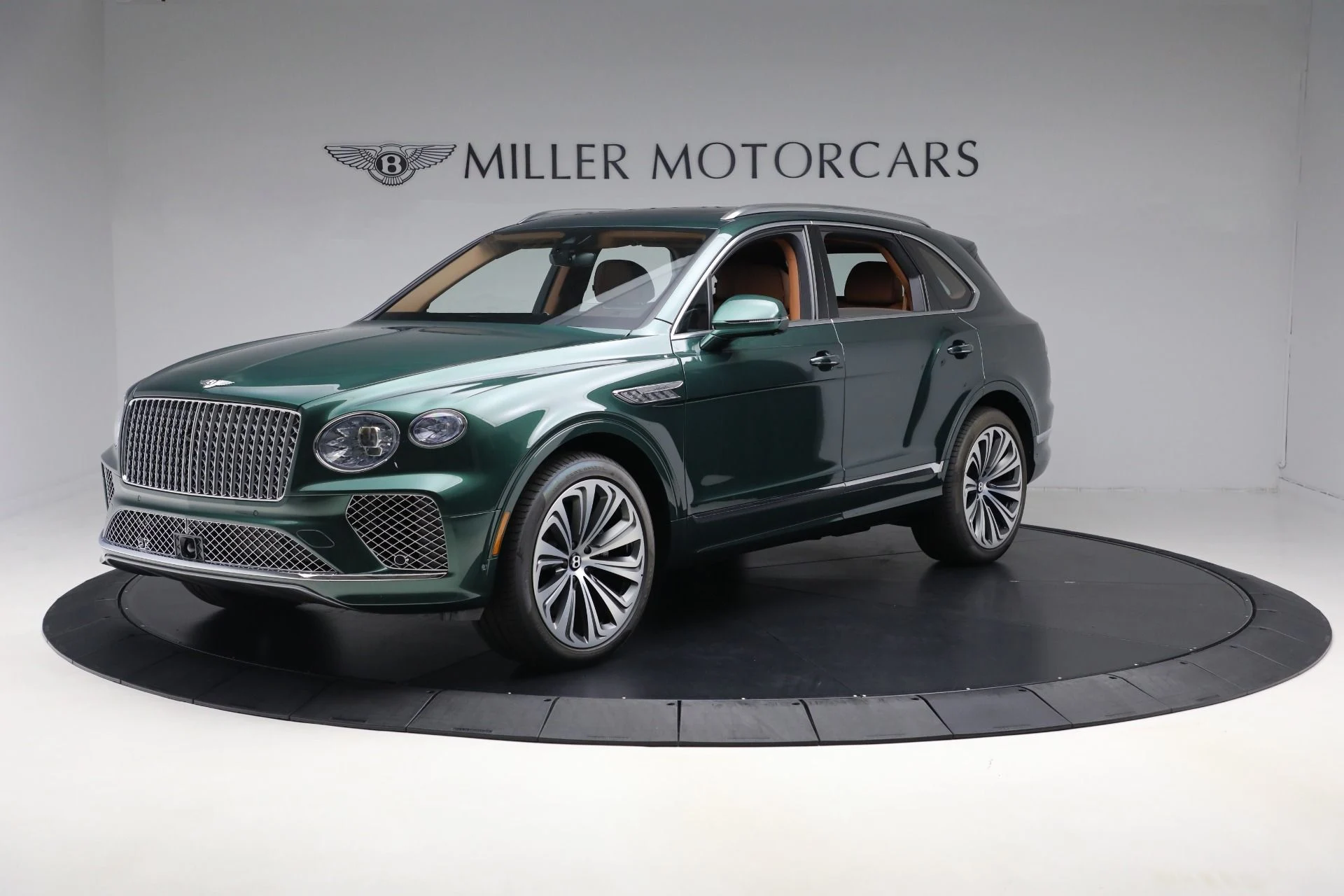 mph000_4024141042_New_2025_Bentley_Bentayga_Atelier_V8_9f66f0330e