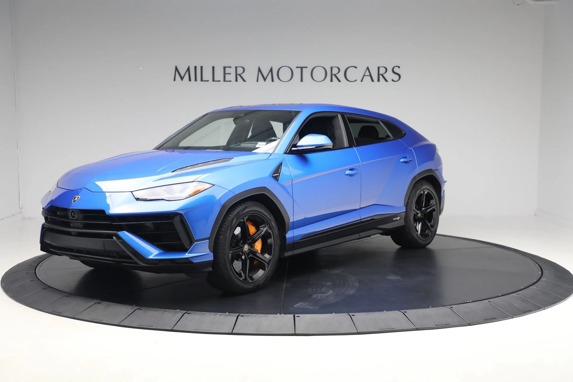 mph000_4040154136_Used_2024_Lamborghini_Urus_S_e2307d818e