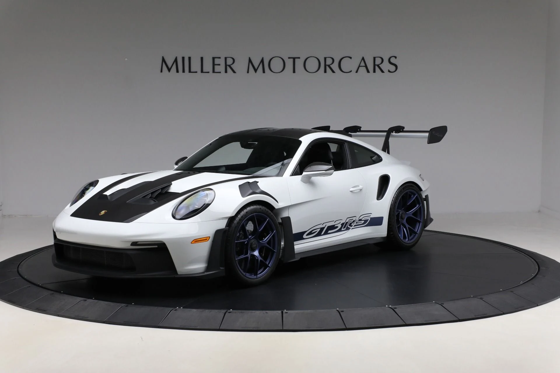 mph000_4051661729_Used_2025_Porsche_911_GT_3_RS_1762987246_693503bebb