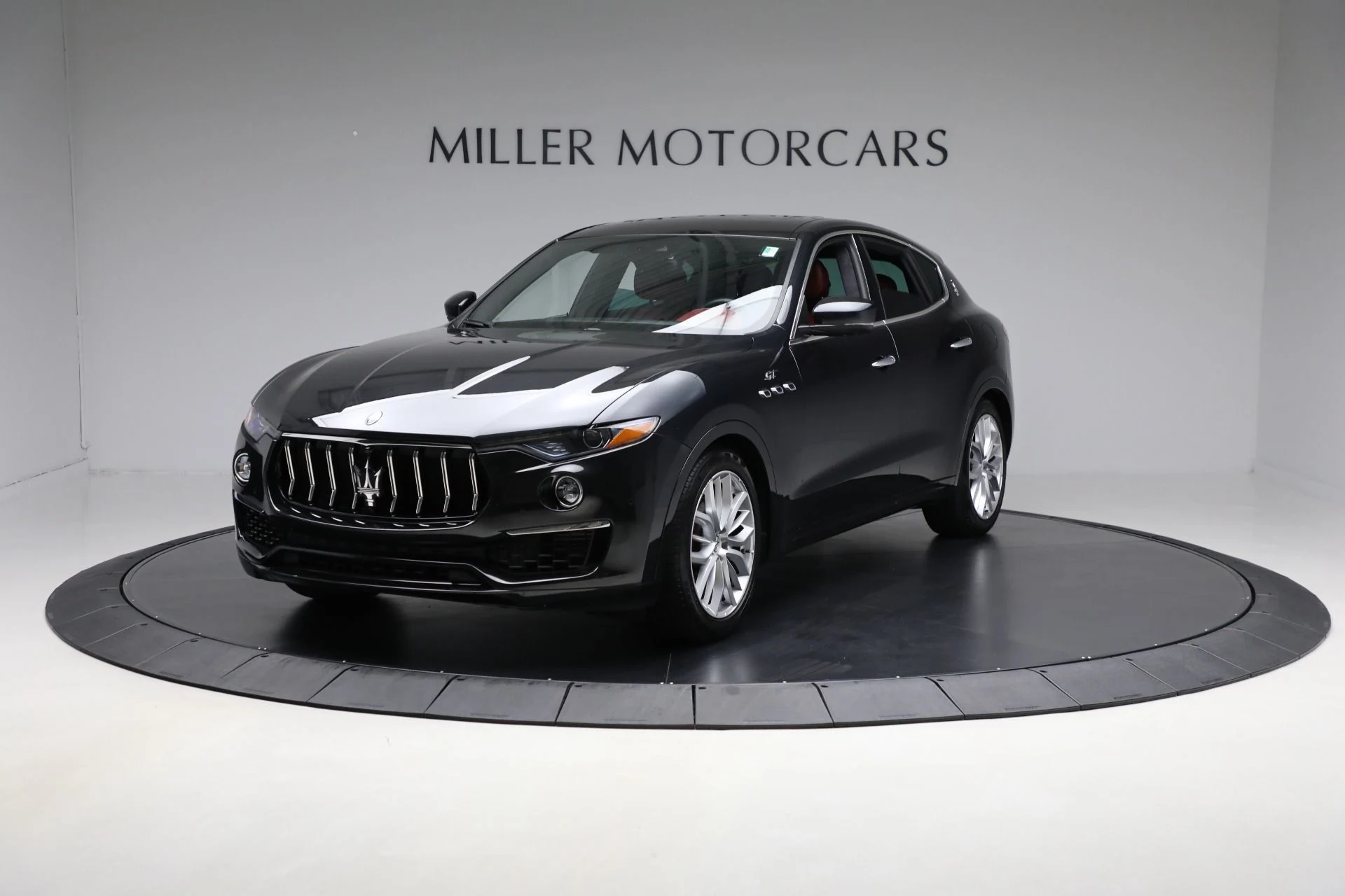 mph000_4062942992_Used_2022_Maserati_Levante_GT_ce17ae3bab