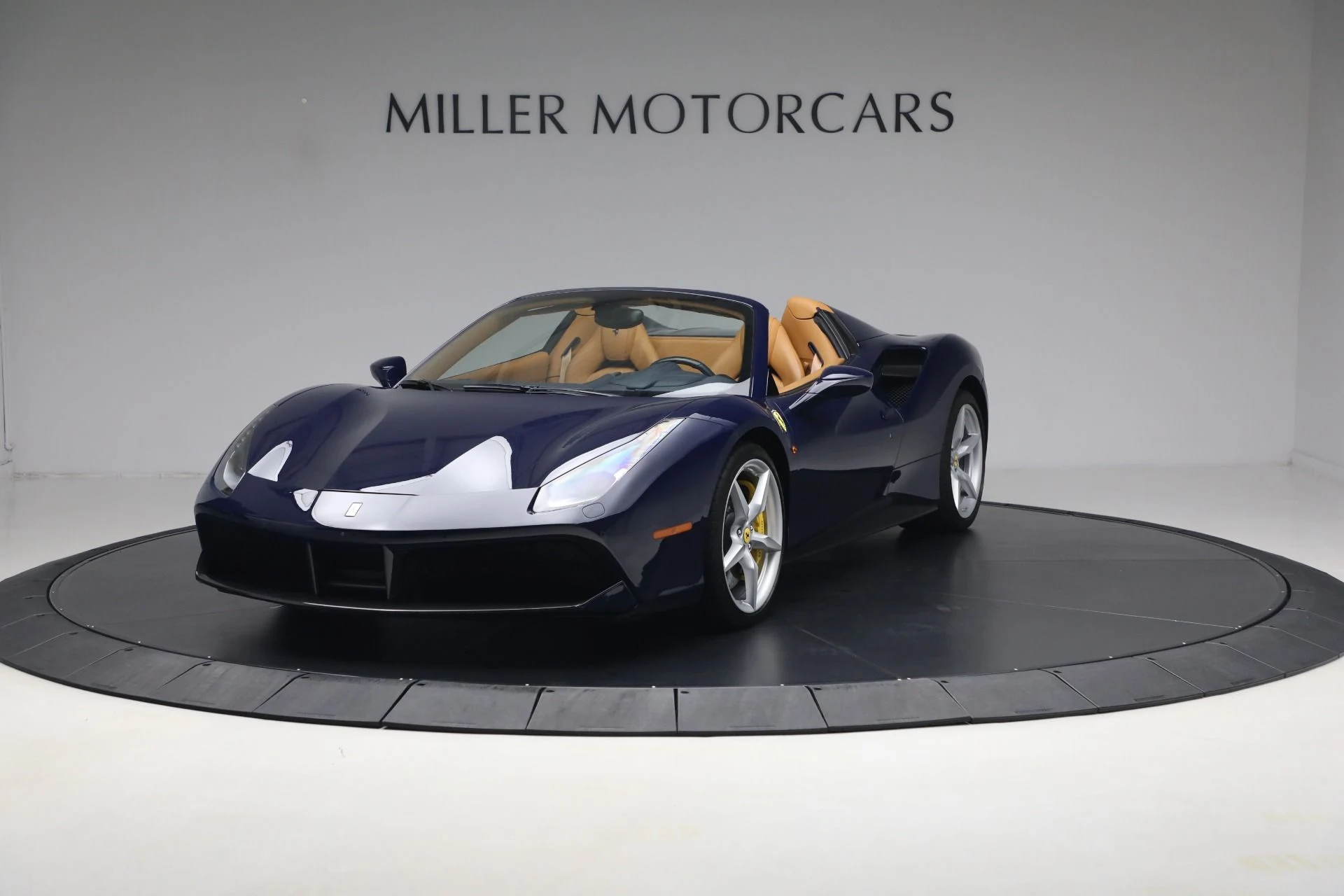 mph000_4064142760_Used_2017_Ferrari_488_Spider_1781020224_1c1ef24176