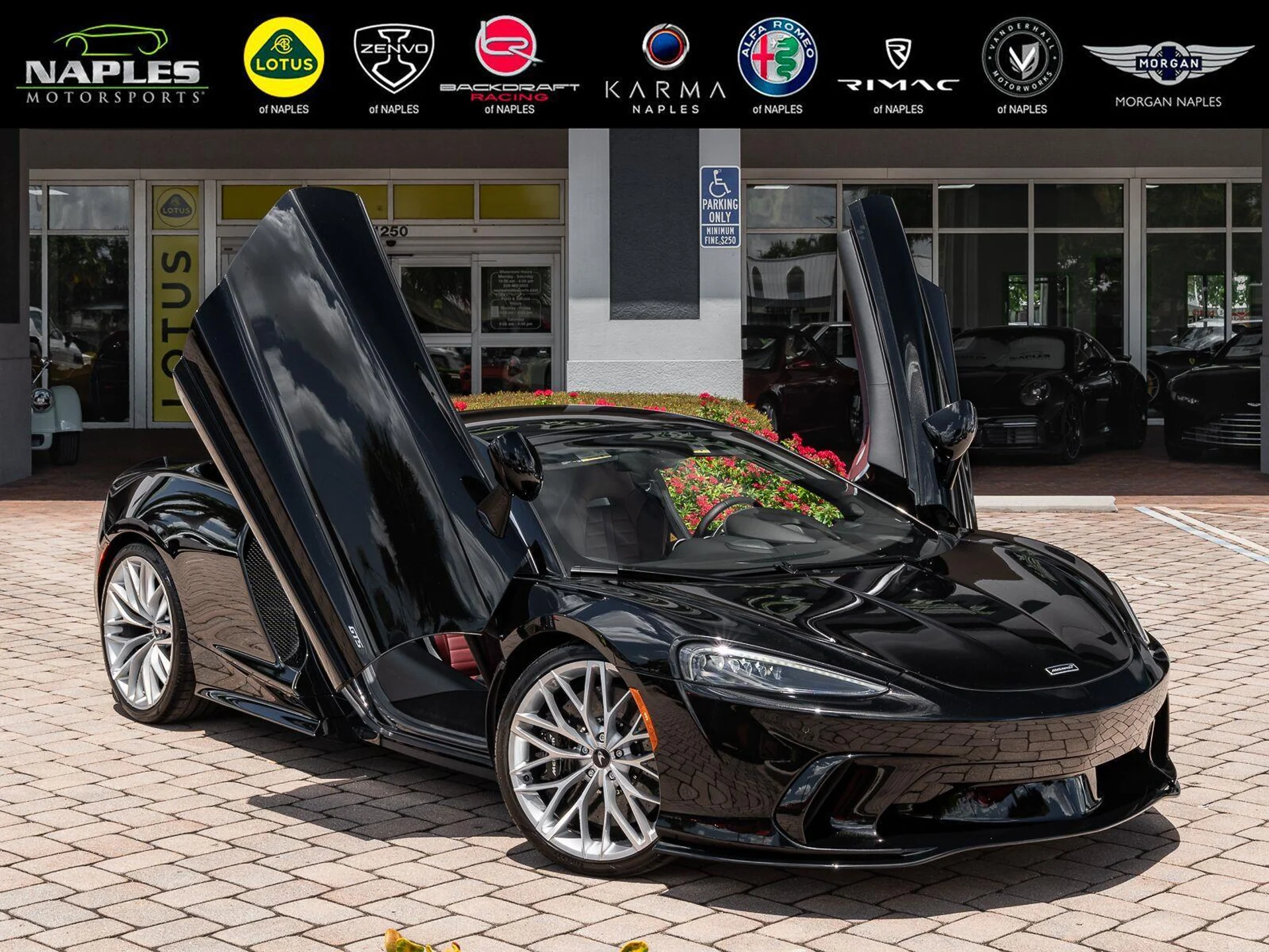 mph000_4075297909_Used_2025_Mc_Laren_GTS_Performance_1784923313_fea883fdeb