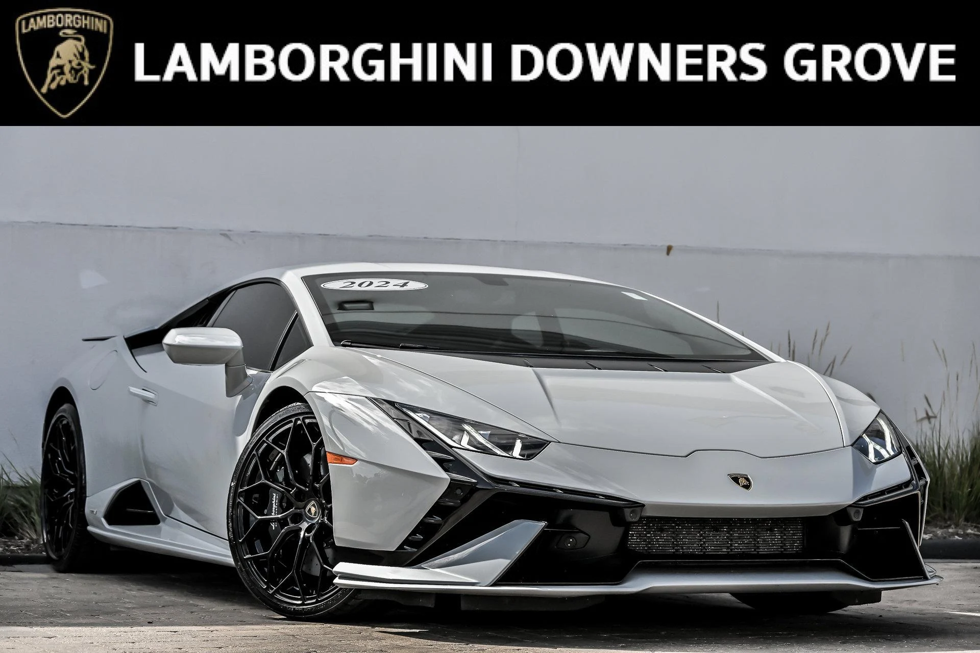 mph000_4098287947_Used_2024_Lamborghini_Huracan_Tecnica_1757145890_8eec42af00