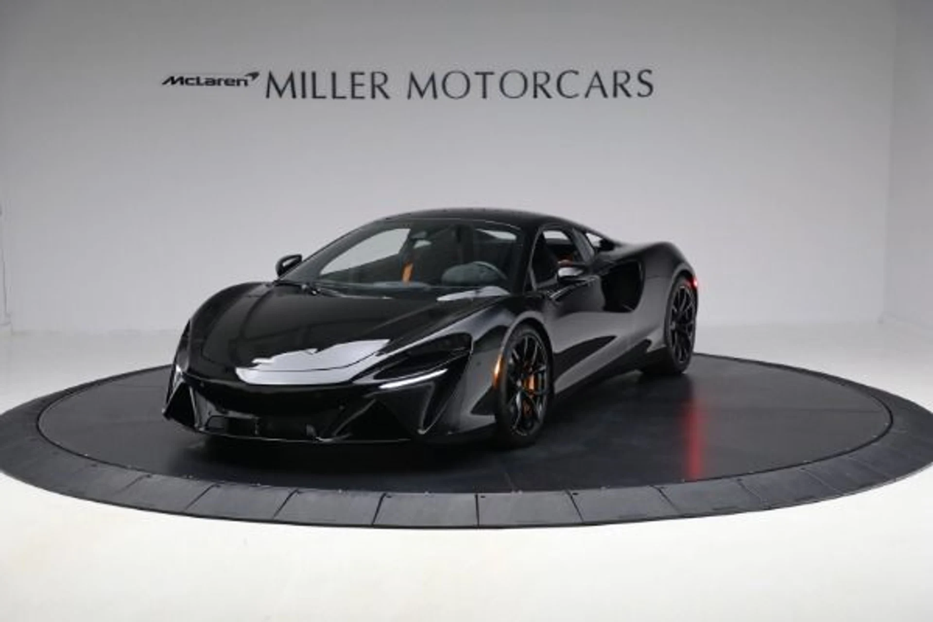 mph000_4106042458_Used_2023_Mc_Laren_Artura_769dec14a6