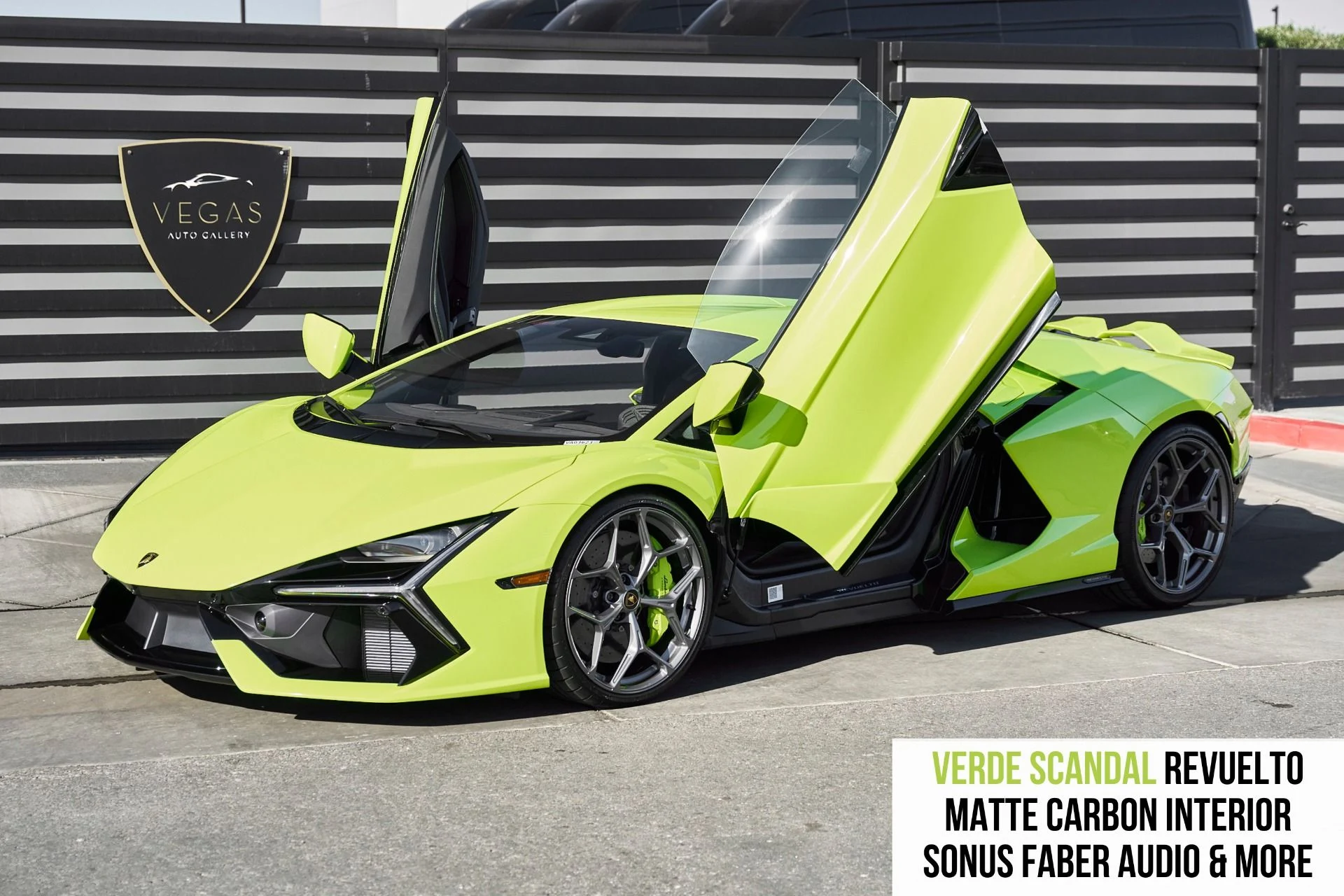 mph000_4109754403_Used_2025_Lamborghini_Revuelto_1769824393_9c8e9bba6f