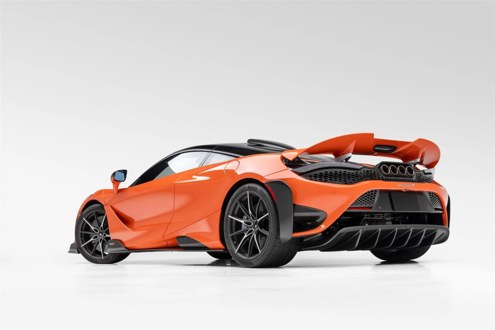 mph000_4114882363_Used_2021_Mc_Laren_765_LT_1760728130_4740fd740e