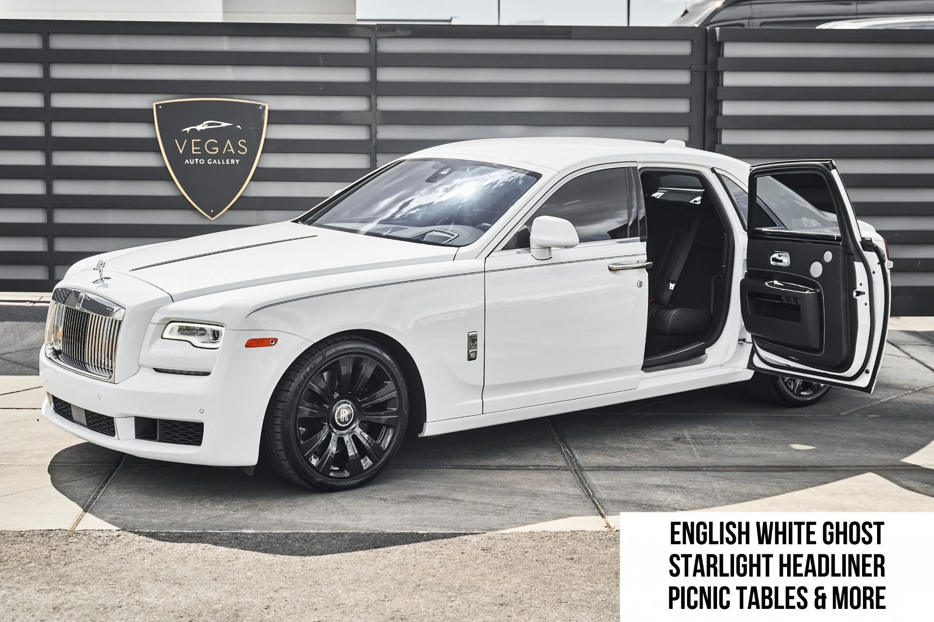 mph000_4173216092_Used_2018_Rolls_Royce_Ghost_Base_1787073464_284210cfb8