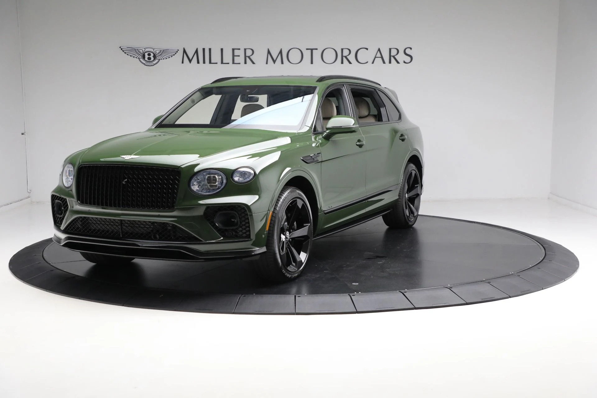mph000_4178242361_Used_2023_Bentley_Bentayga_EWB_Azure_V8_f89f018e88