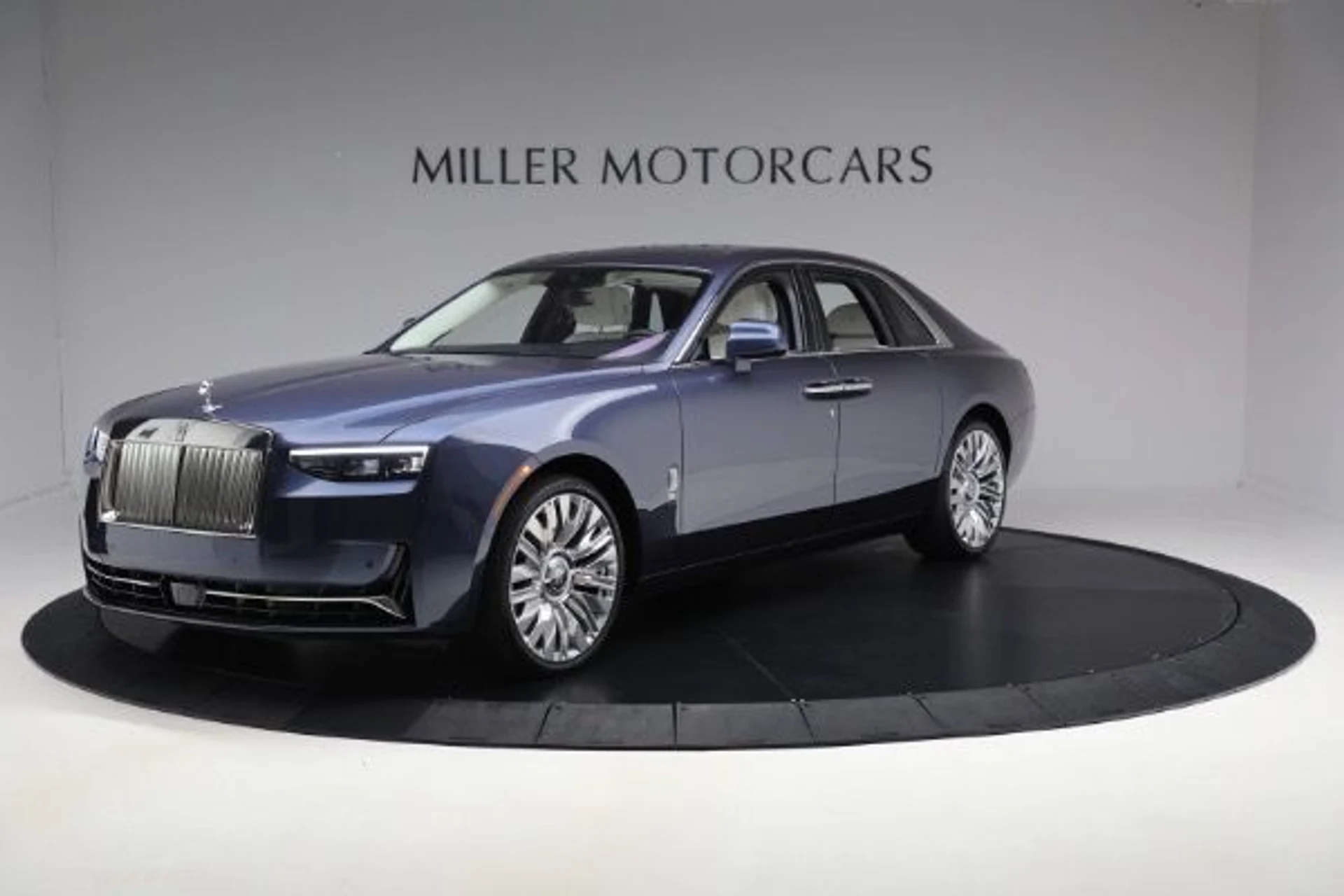 mph000_4187415943_New_2025_Rolls_Royce_Ghost_588bea0997