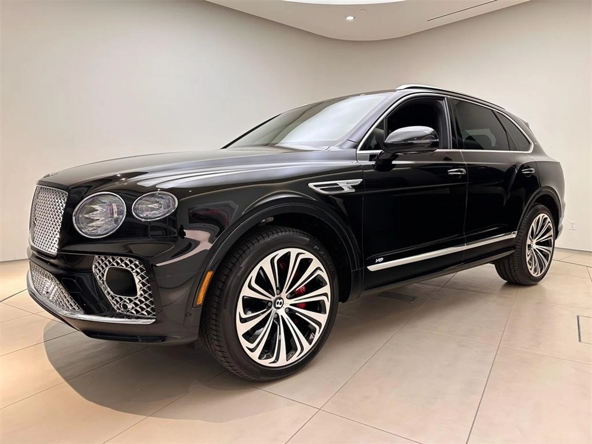 mph000_4193653106_Used_2021_Bentley_Bentayga_V8_1715724566_ba41402ff8