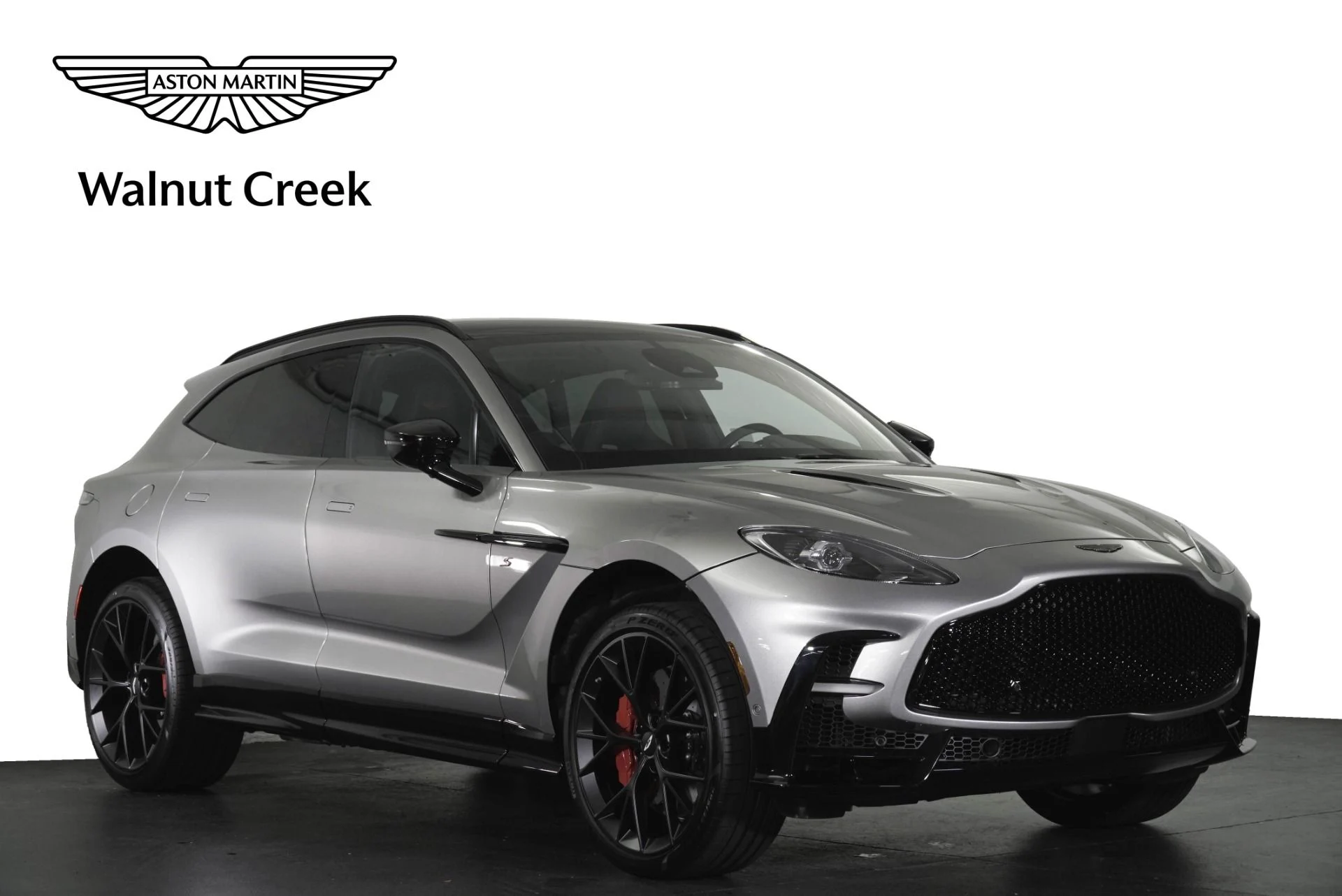 mph000_4204540068_New_2026_Aston_Martin_DBX_S_1781900282_b6b3cc0a61
