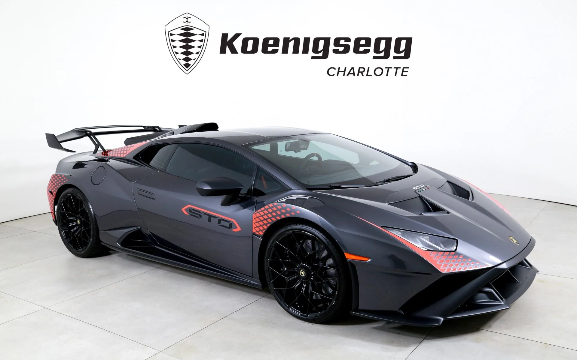 mph000_4237769790_Used_2022_Lamborghini_Huracan_STO_1761056337_b3fda06c94