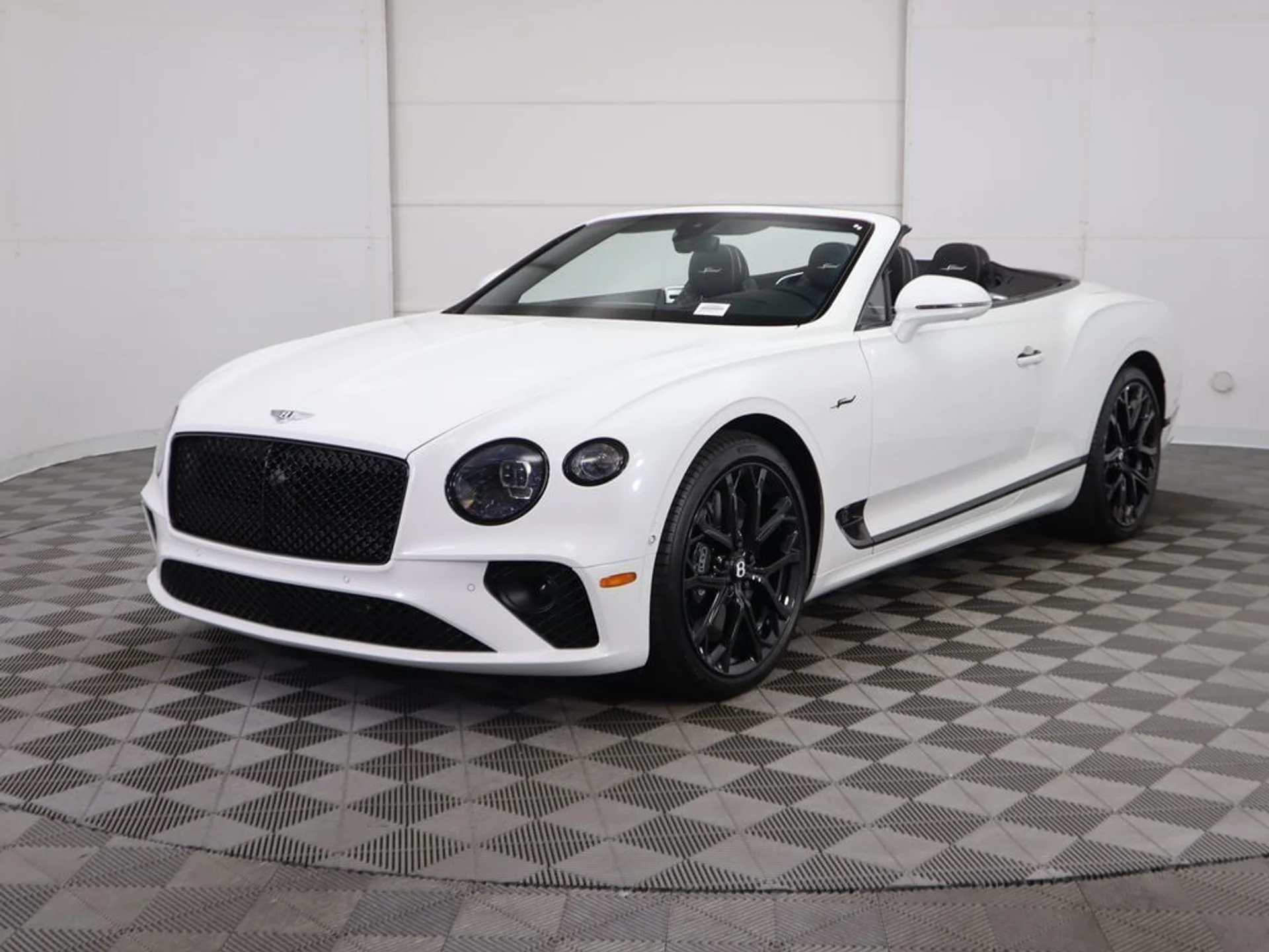 mph000_4269880201_new_2024_bentley_continental_gtspeedconvertible_8119_22474376_1_1024_6e2acbba8f