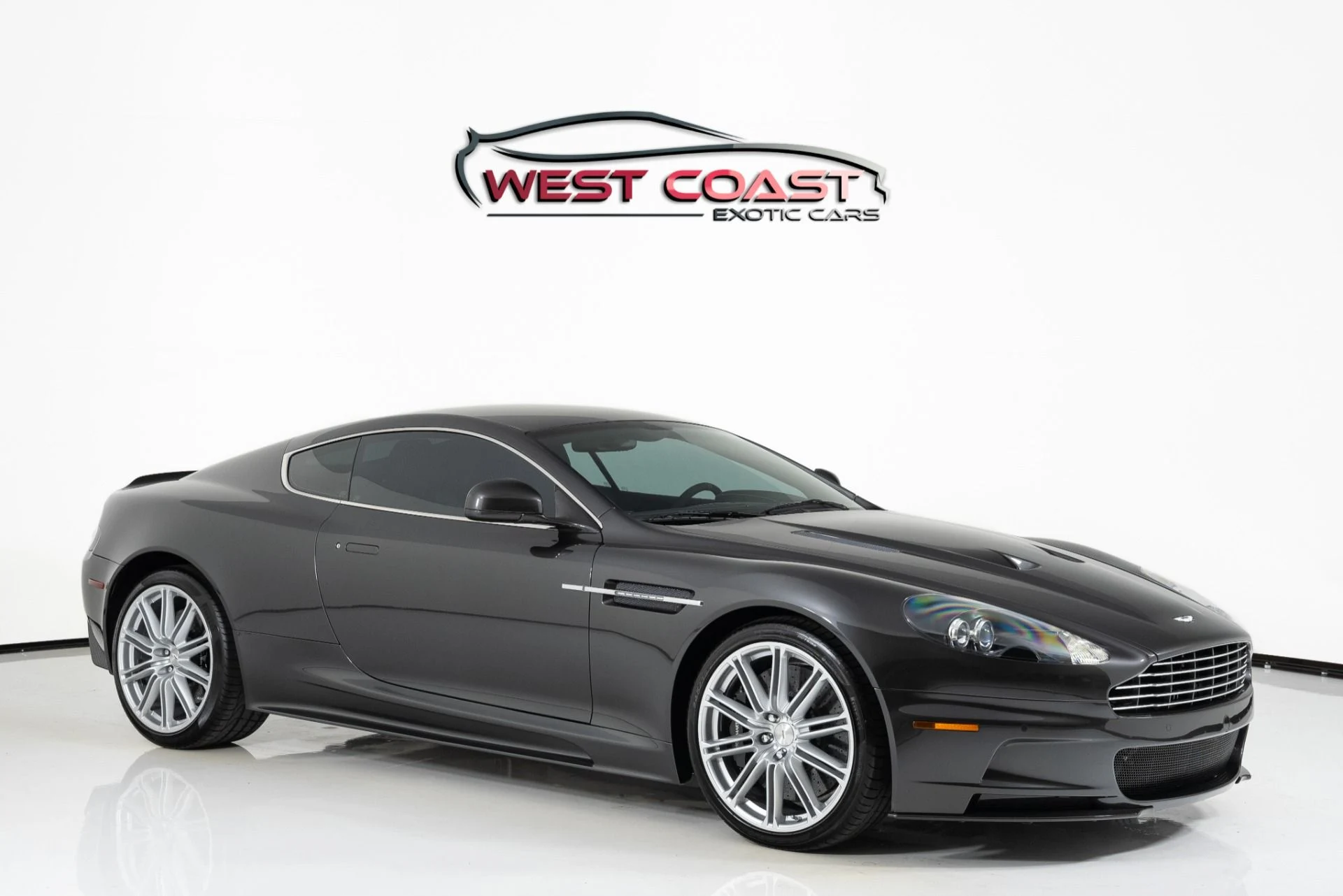 mph000_4269905418_Used_2011_Aston_Martin_DBS_1701890201_582f0115da