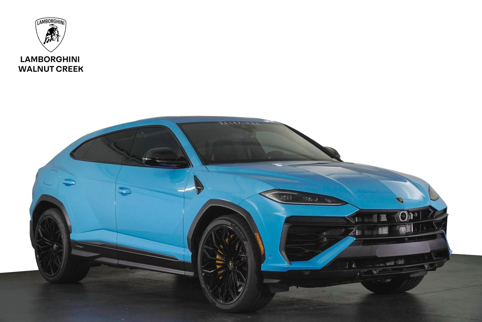 mph000_4292819698_Used_2025_Lamborghini_Urus_SE_1781248569_4dea1432b5
