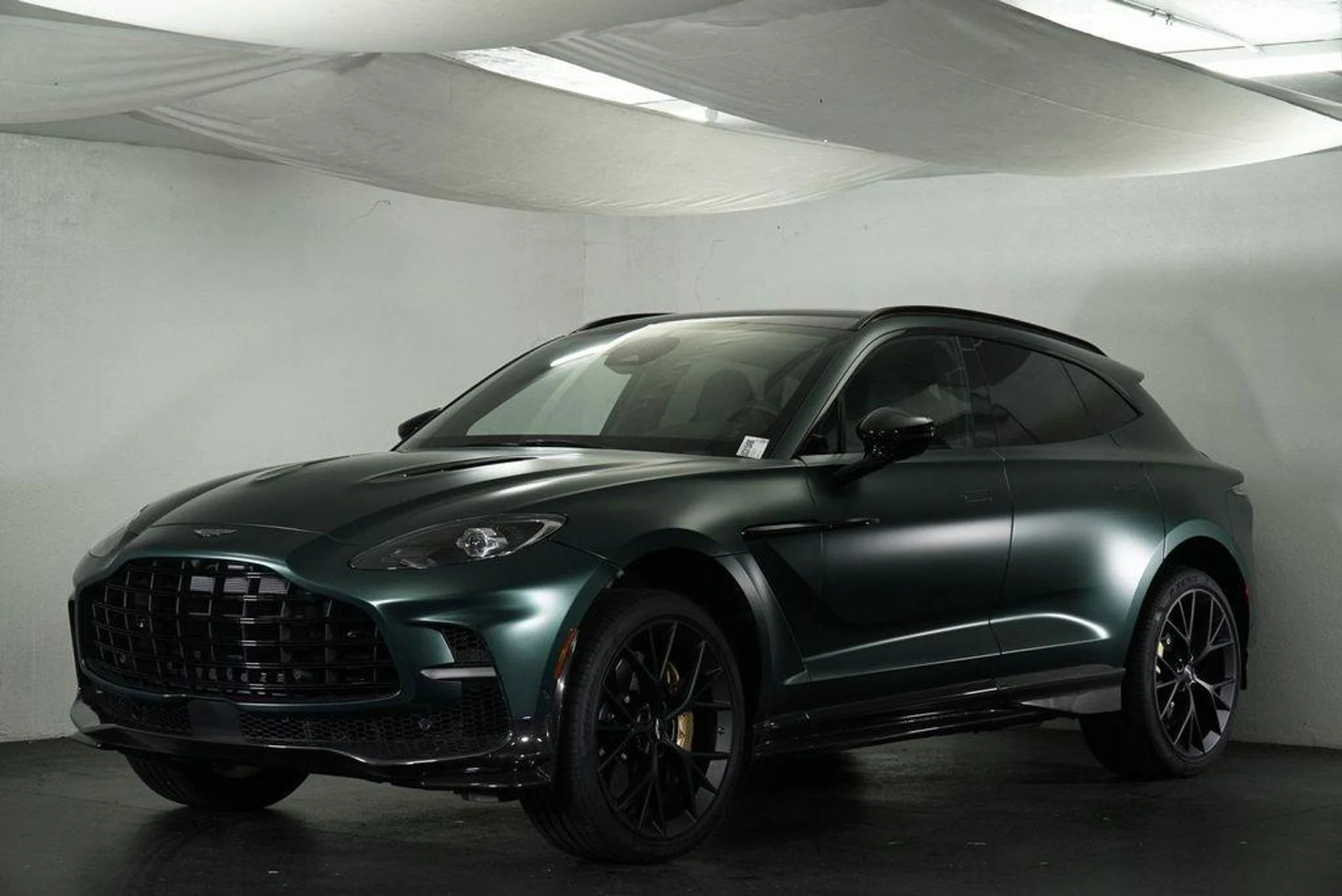 mph000_430049486_vie_A7_S_Tc7_GWS_3v_B_Vl68945_S_Jb_U_826bfb3d07