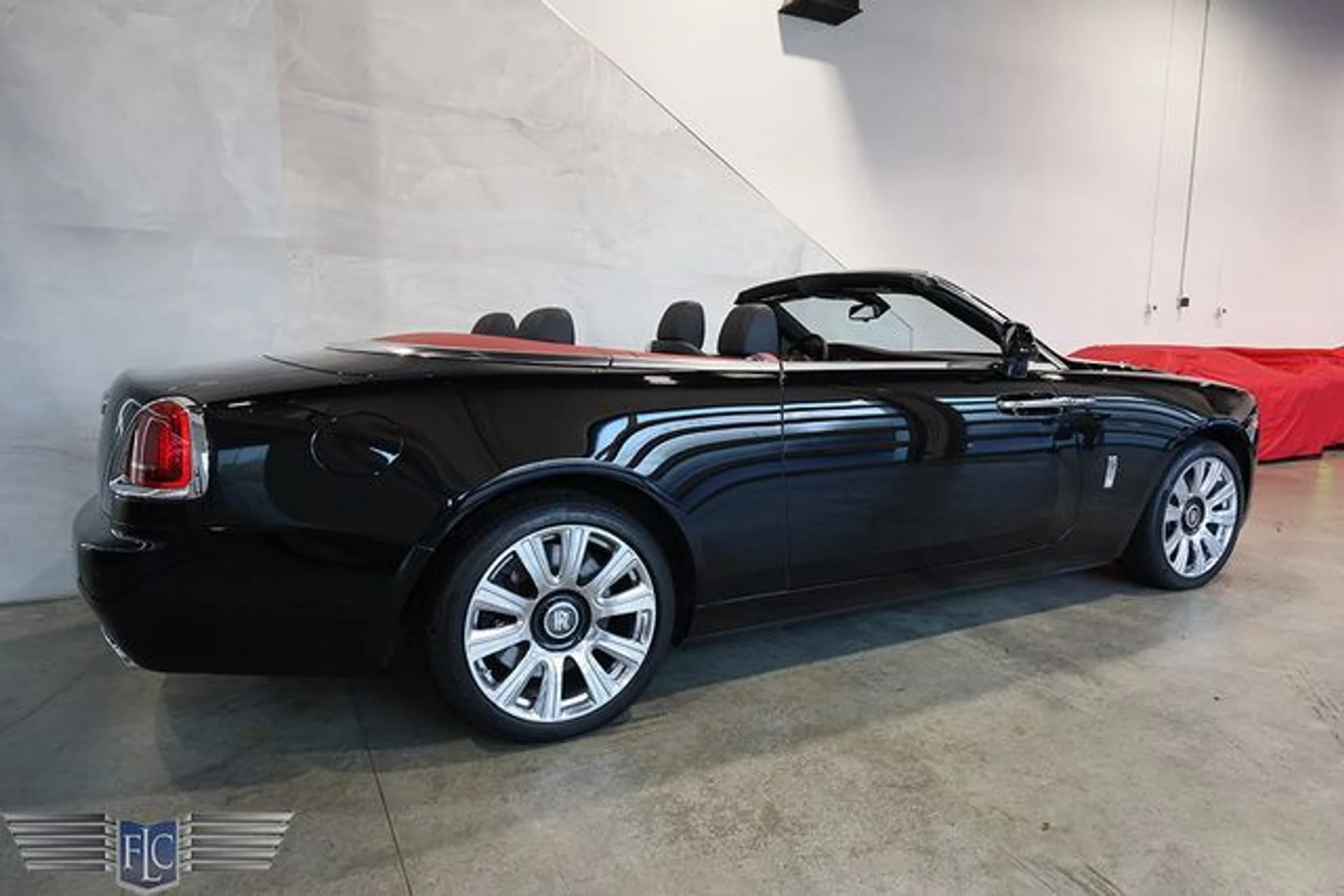 mph000_432106480_used_2017_rolls_royce_dawn_convertible_9689_23082501_5_640_283589c84c