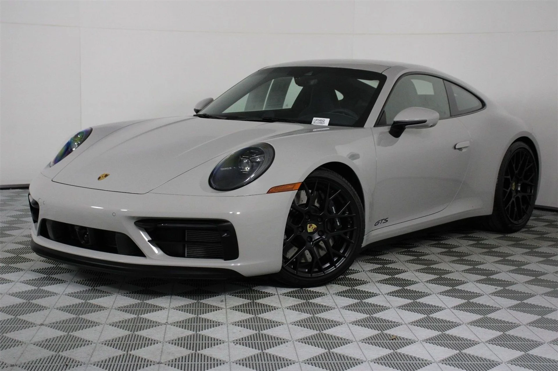 mph000_446996561_94cc457149255446b3ea02678154b887_ff286b3e24