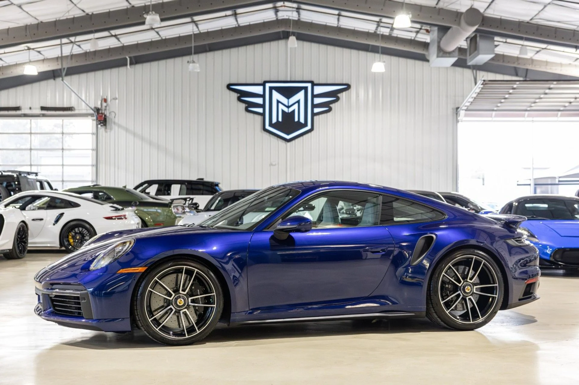 mph000_459674320_kw_53d42706df