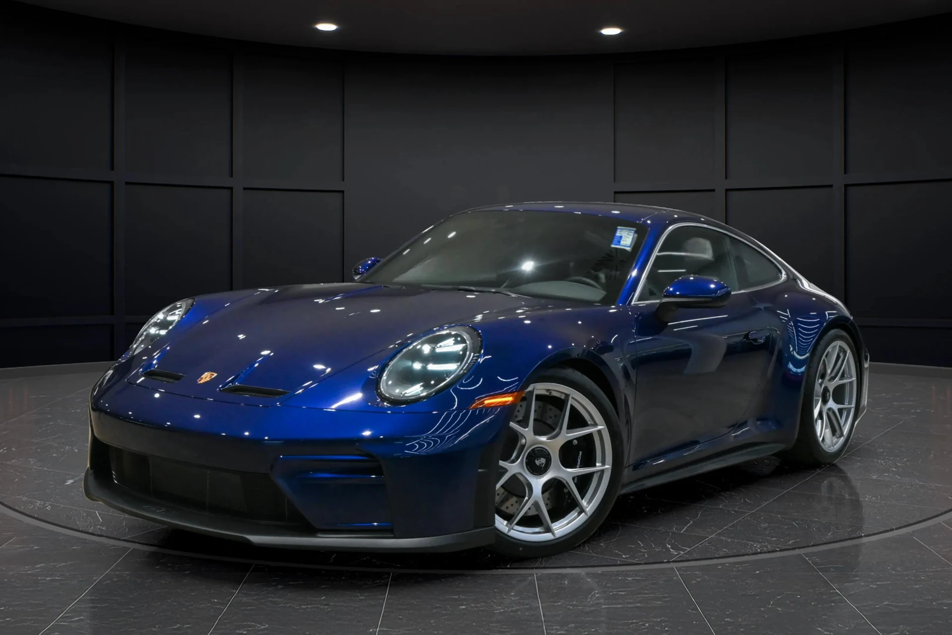 mph000_459678166_6a704221_7ade_47fc_aa19_6a92f6612389_323f12a2d1