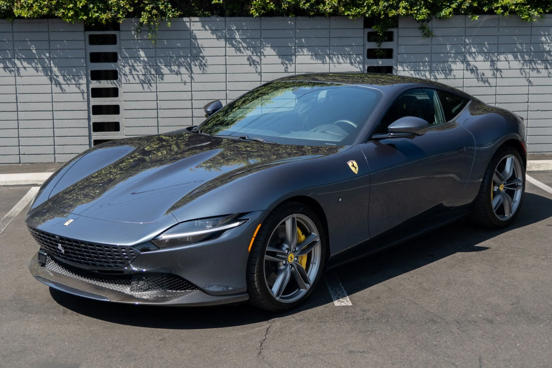 mph000_469310756_Used_2024_Ferrari_Roma_1757965084_a279b0f2be