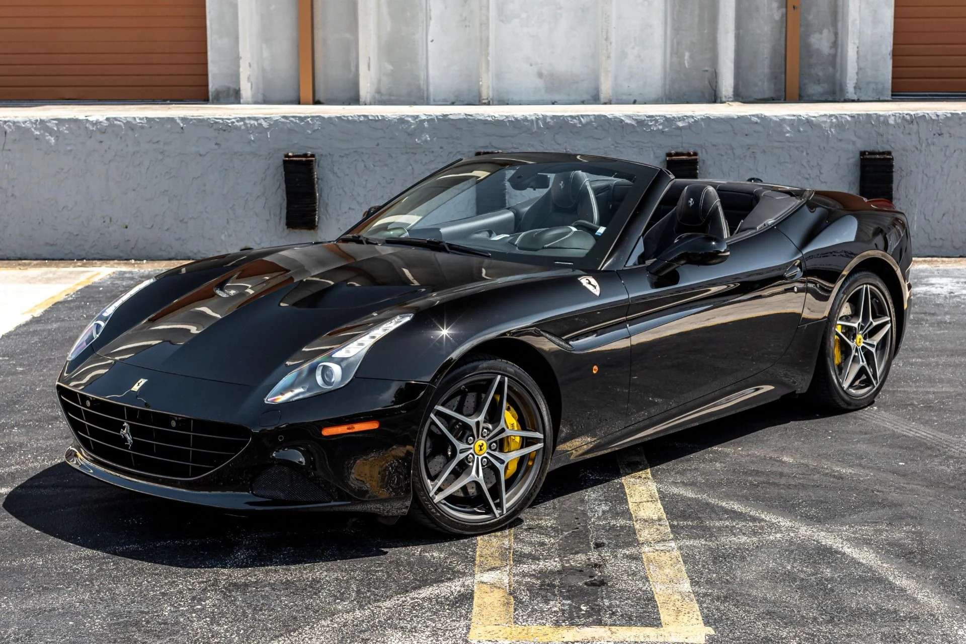 mph000_476951726_Used_2017_Ferrari_California_T_EXTREMELY_CLEAN_ALL_THE_RIGHT_OPTIONS_NO_STICKY_BUTTON_1657720573_a3eb94d6d2