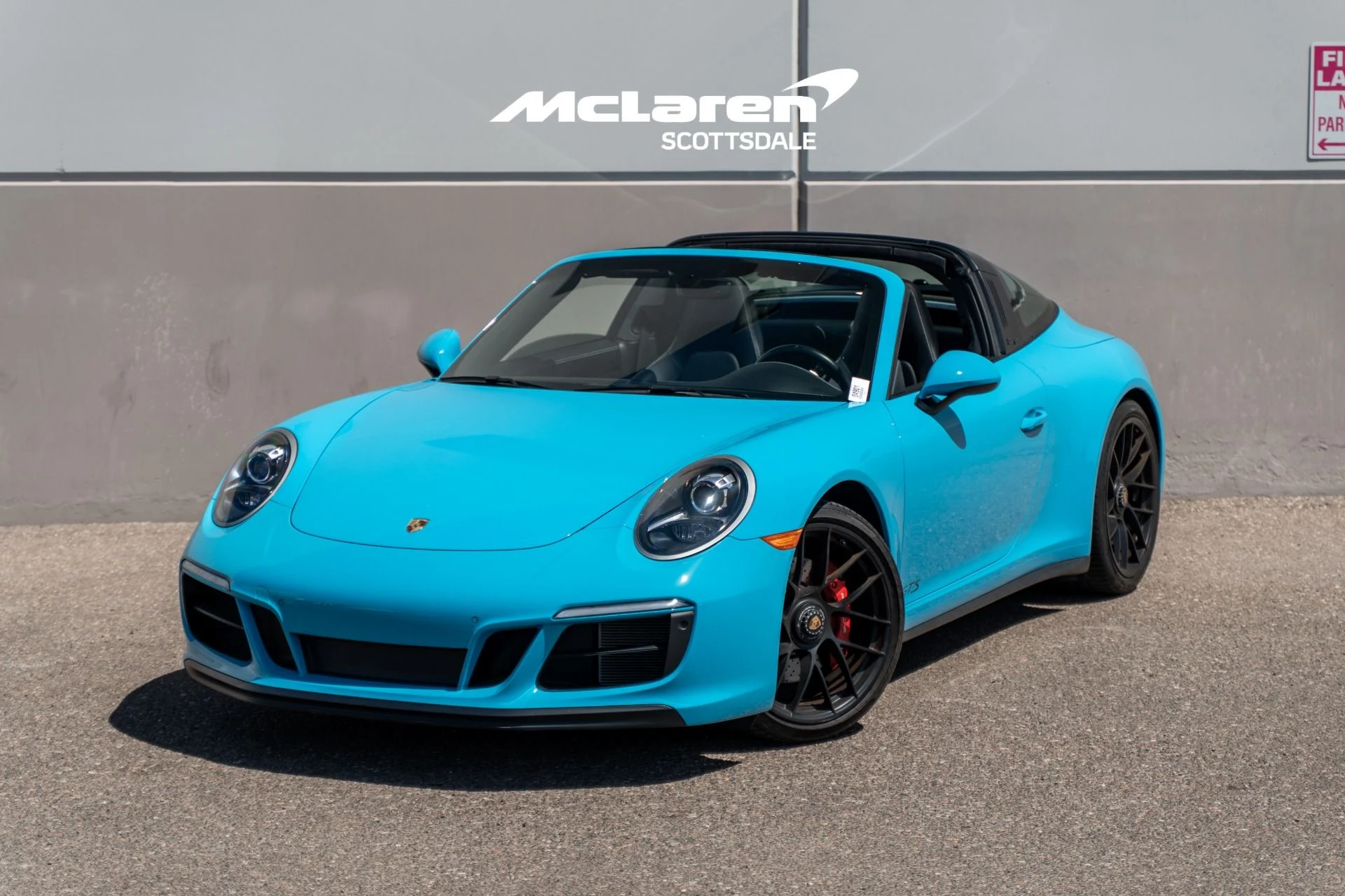 mph000_536208009_Used_2019_PORSCHE_911_1777648222_6507f1e4dc
