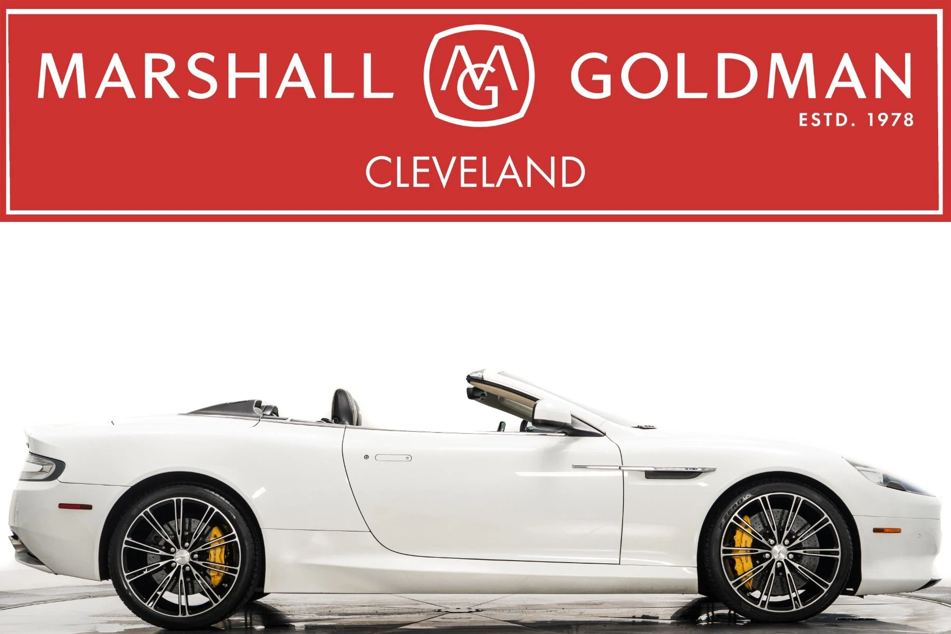 mph000_538951751_Used_2014_Aston_Martin_DB_9_Volante_1756220643_29d30c24b9