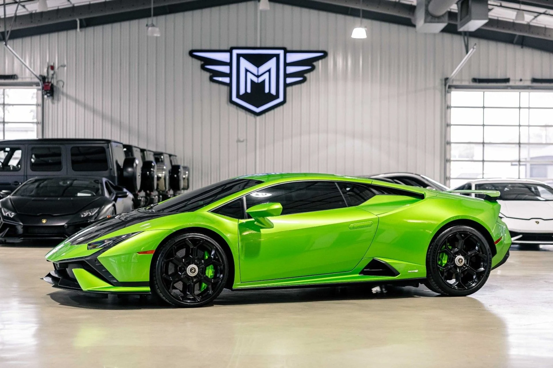 mph000_545270486_b_Q_0083b5b331