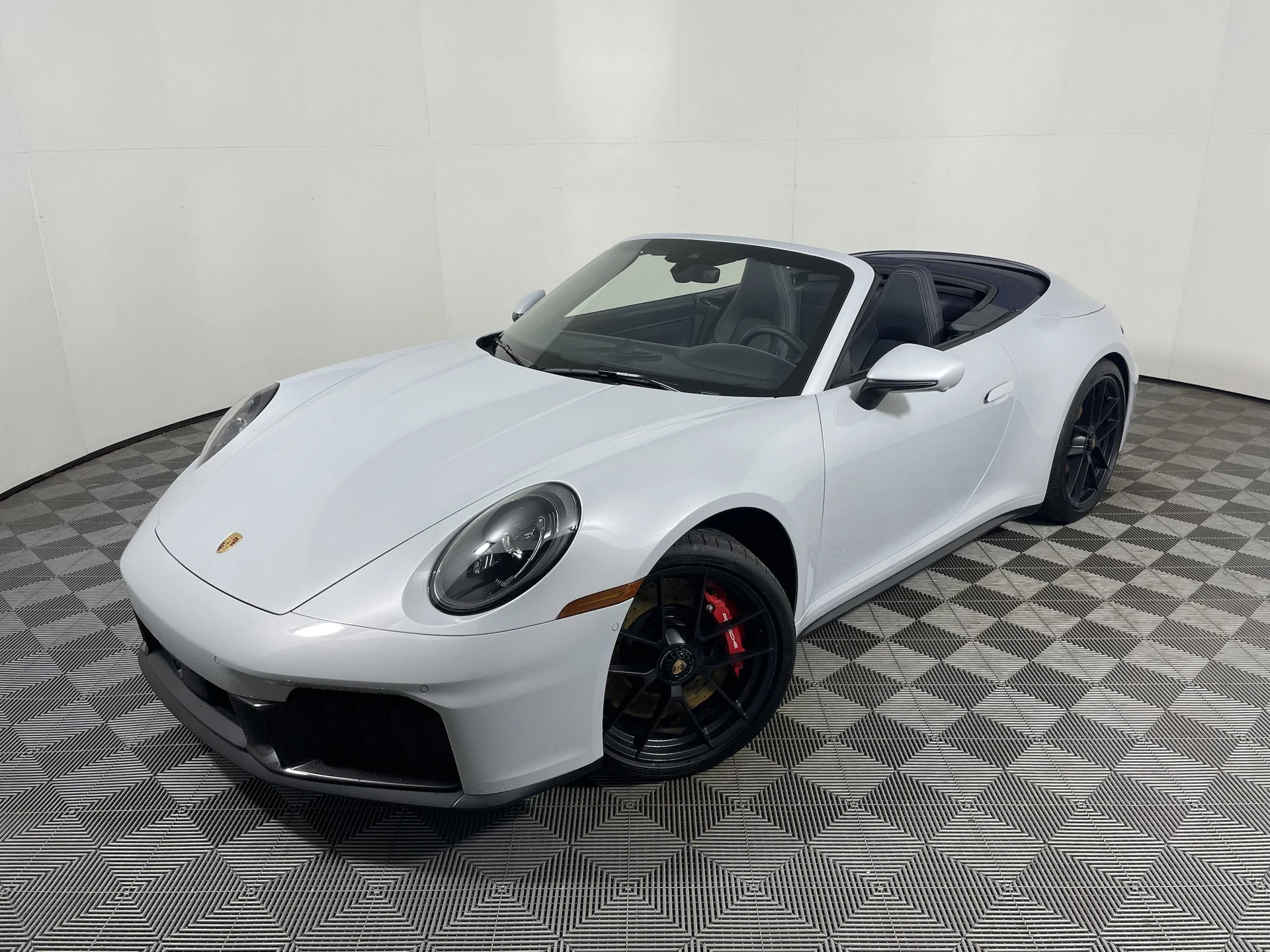 mph000_557740241_b47482ec7739f91914e069d766235f3fx_378e74d469