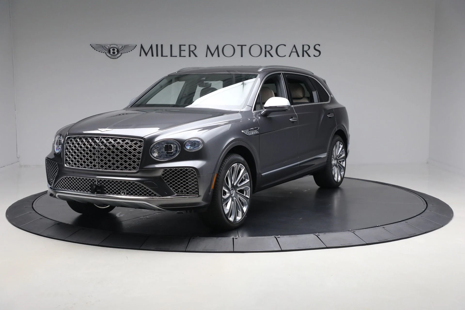 mph000_584174749_New_2025_Bentley_Bentayga_EWB_Mulliner_V8_a26949f1a8