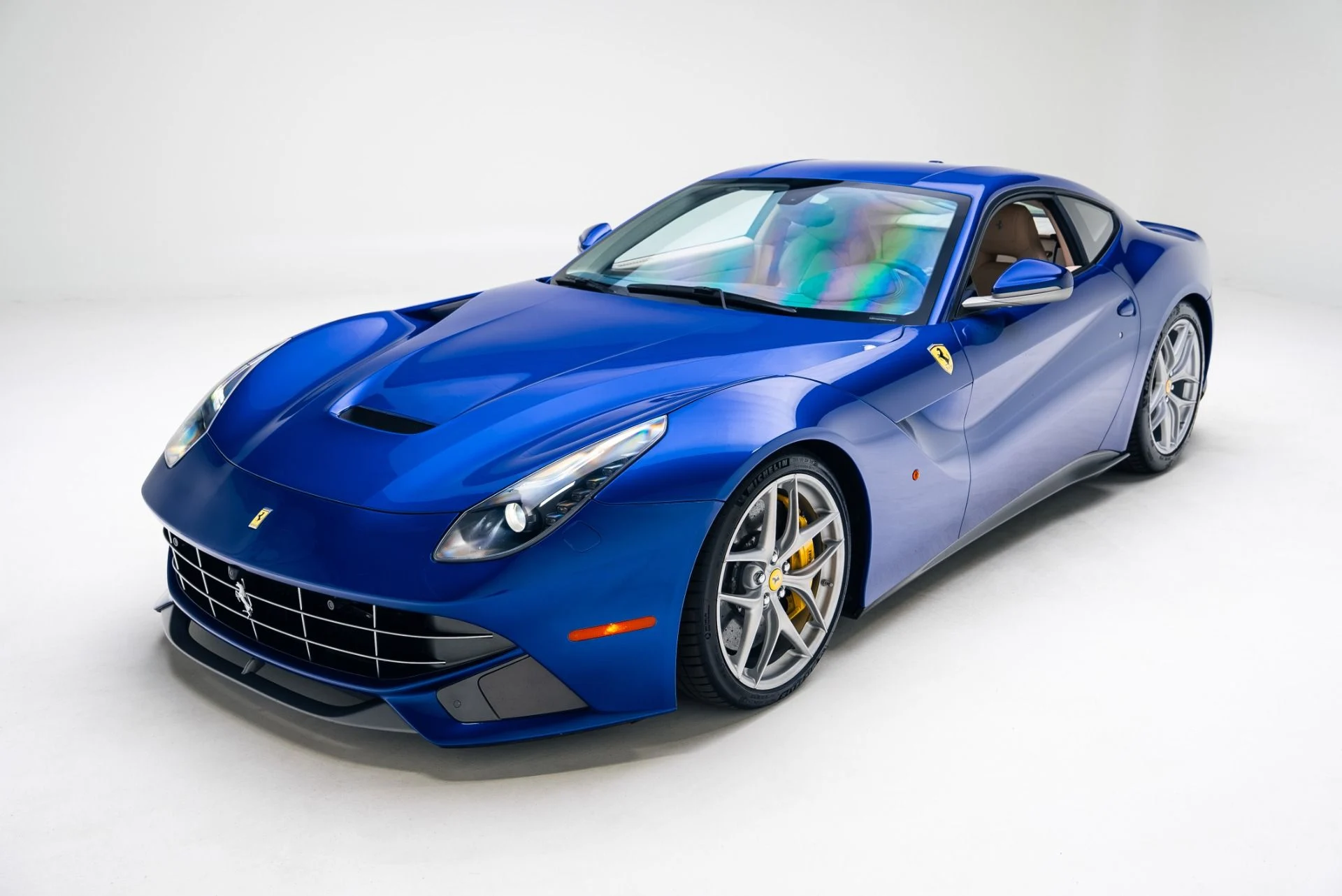 mph000_58954184_Used_2016_Ferrari_F12berlinetta_1784927197_39f854e791
