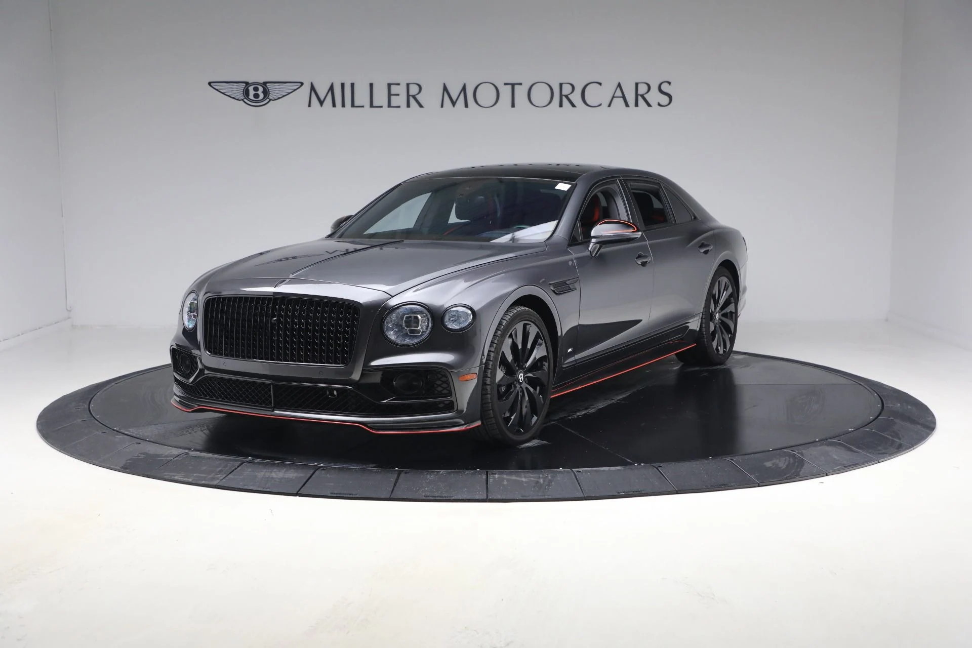 mph000_600886802_Used_2022_Bentley_Flying_Spur_V8_1770156779_0768ec4c5f